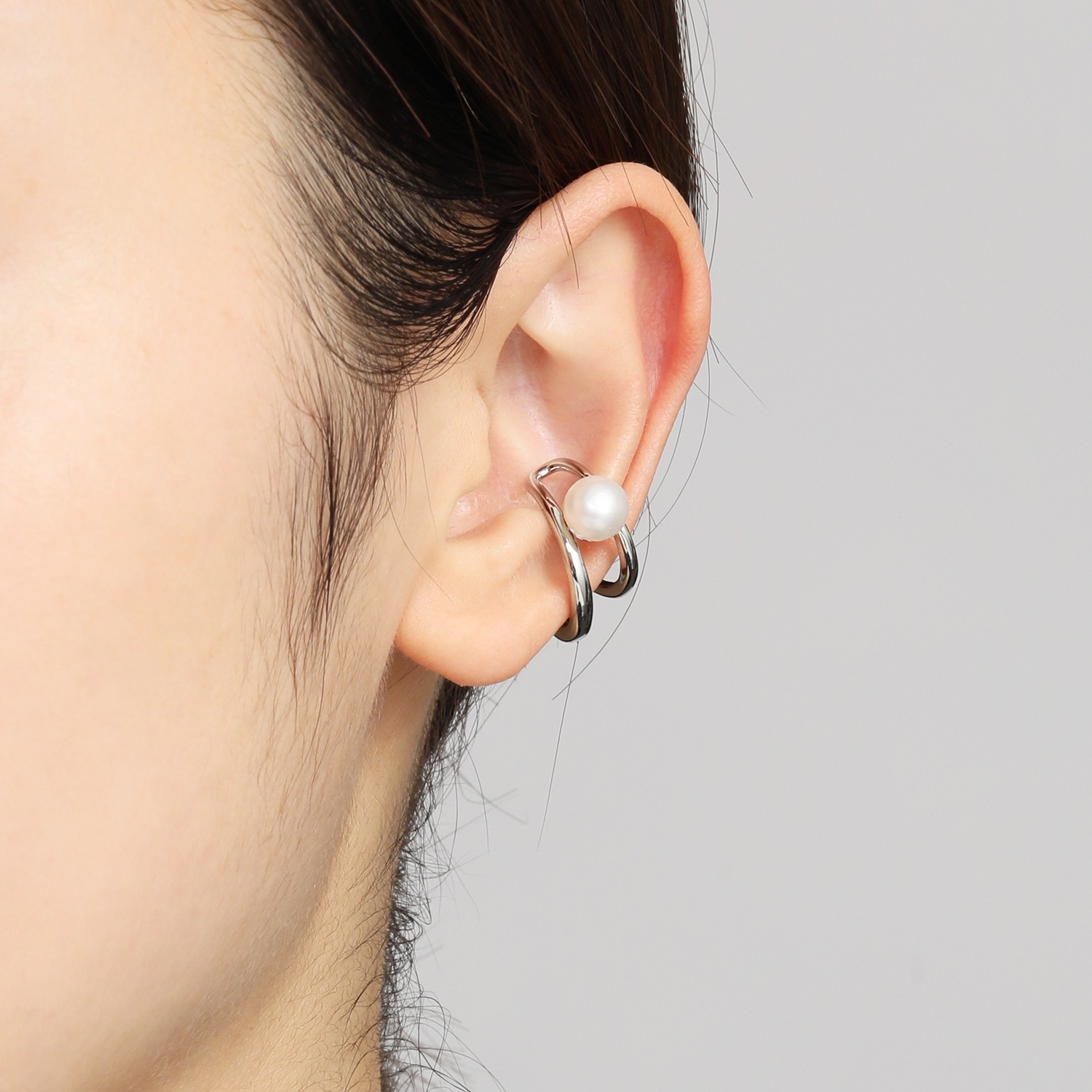 ラフィナリスタ サージカルステンレス 淡水パール ダブルライン イヤーカフ ＜片側のみ＞