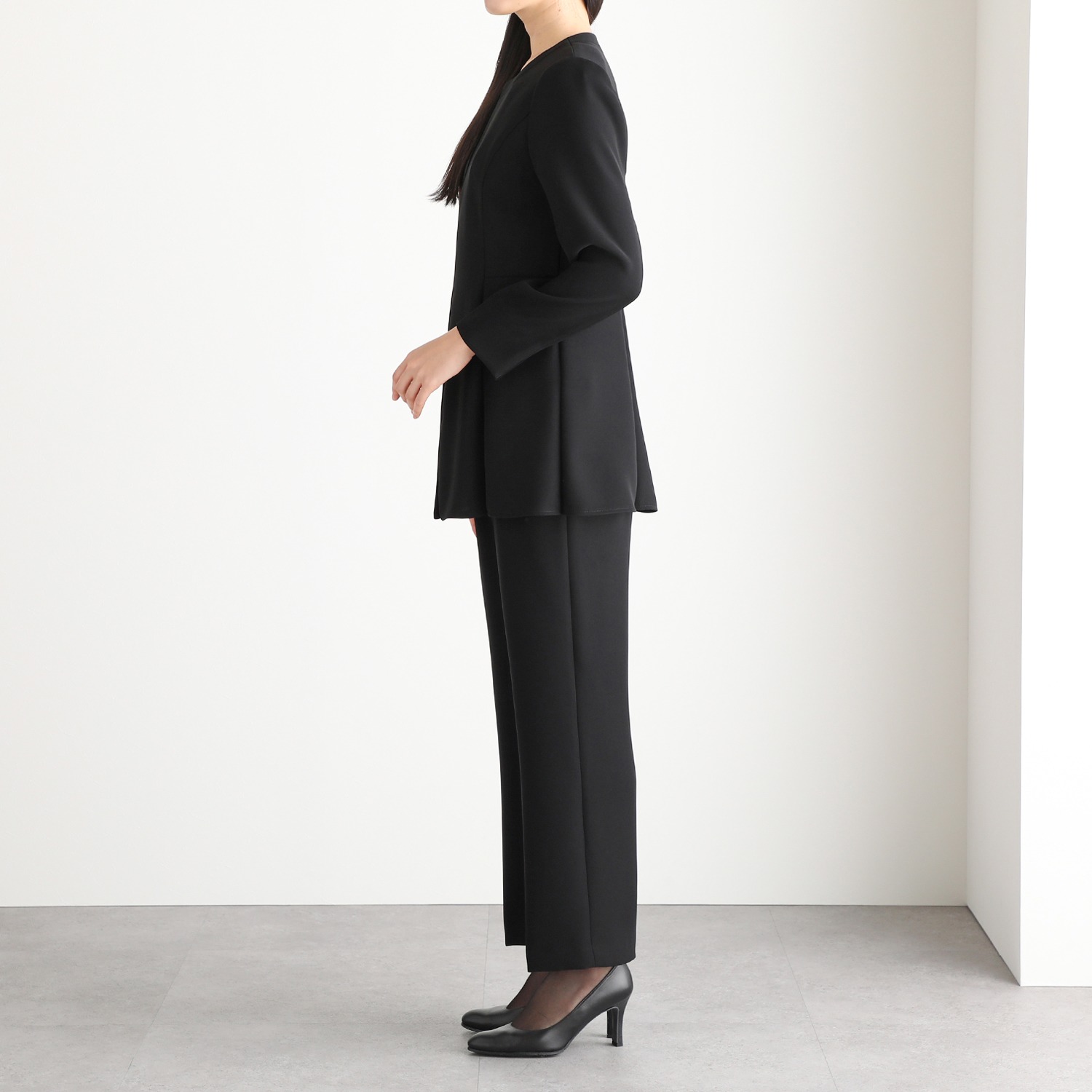 ニュイ ブラックフォーマル 洗濯機で洗える ダブルサテンストレッチ パンツスーツ