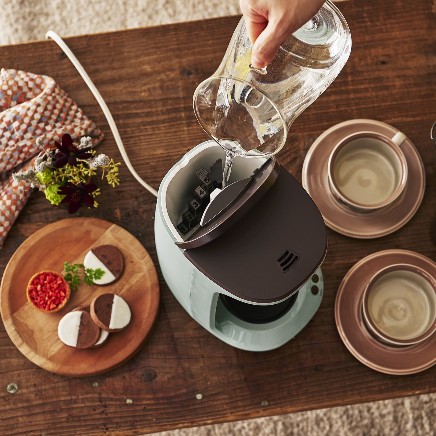 季節を問わず 手軽においしいコーヒーを トフィー　ＨＯＴ＆ＩＣＥ ハンドドリップ コーヒーメーカー 特別セット