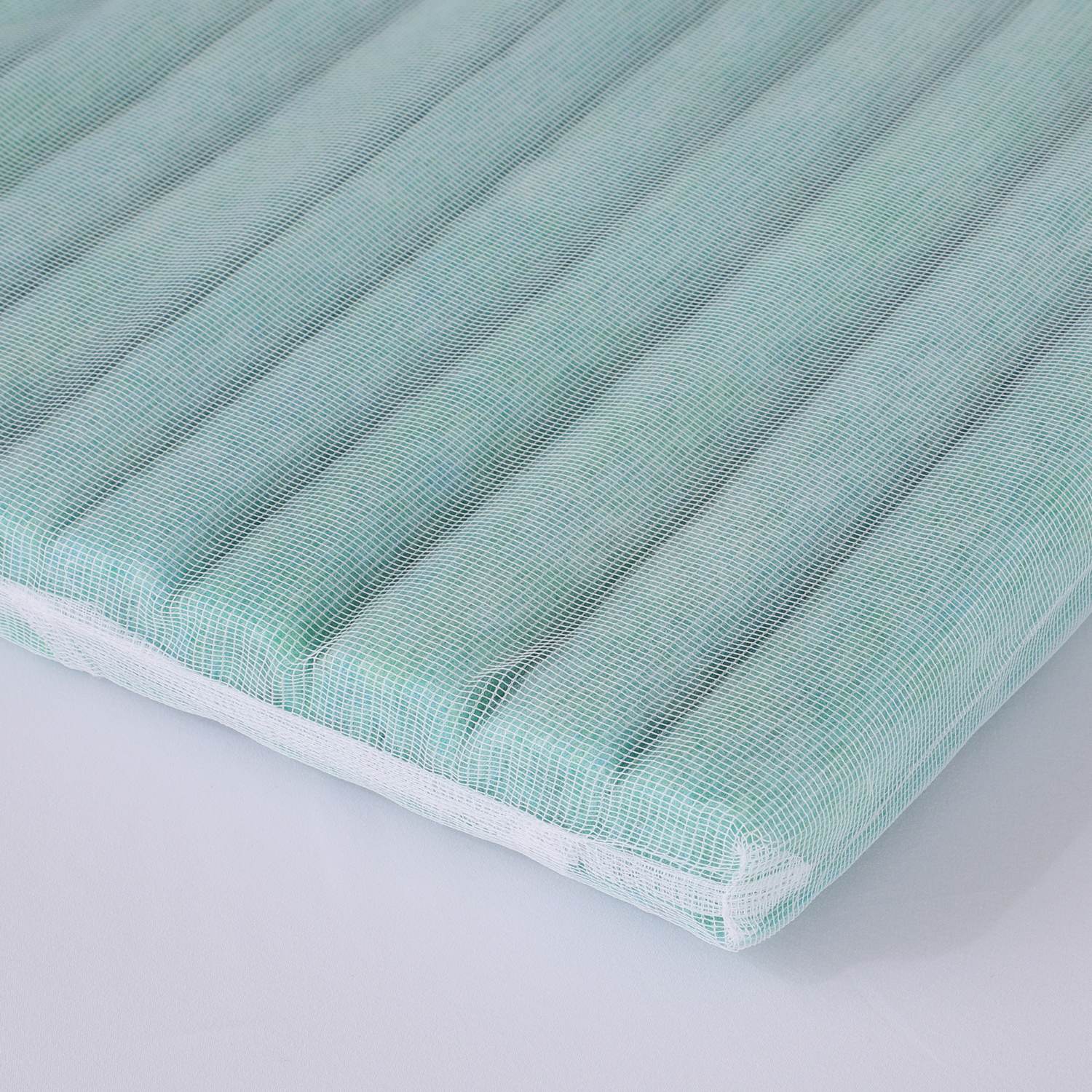 ＜シングル＞西川 プラスワンで寝心地ＵＰ！ 日本の技術が叶える ふわもちしっかり触感＆ 優れた通気性 “ウェーブソリッド” 