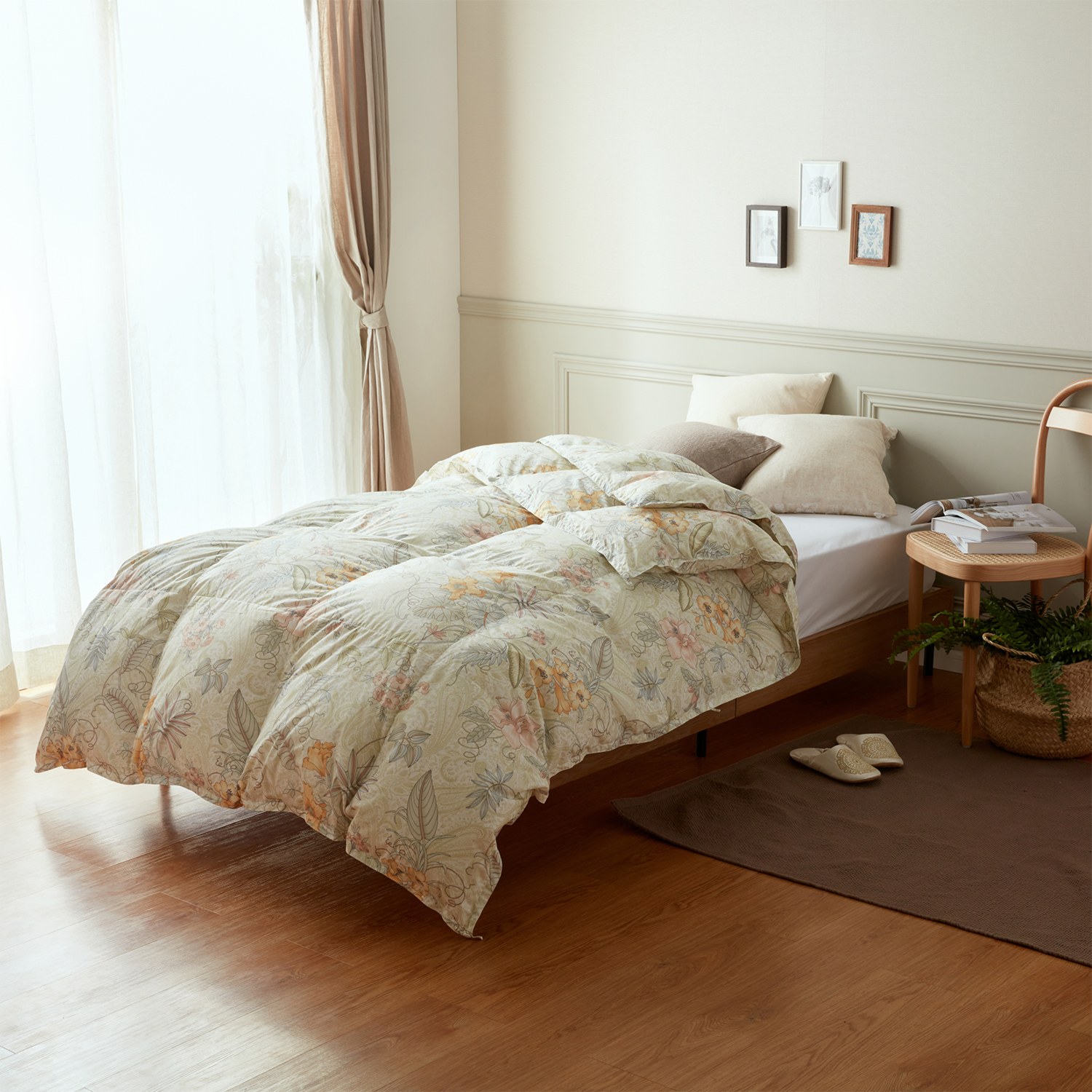 ＜ダブル＞西川 ２枚合わせで１年中快適！ 日本製防ダニ羽毛ふとん ツインダウン 