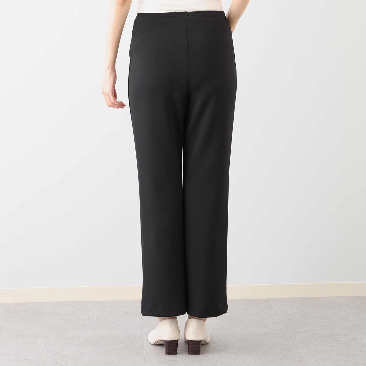 ＜股下７０ｃｍ＞上質ごこち 静電気防止 セミフレアーパンツ 