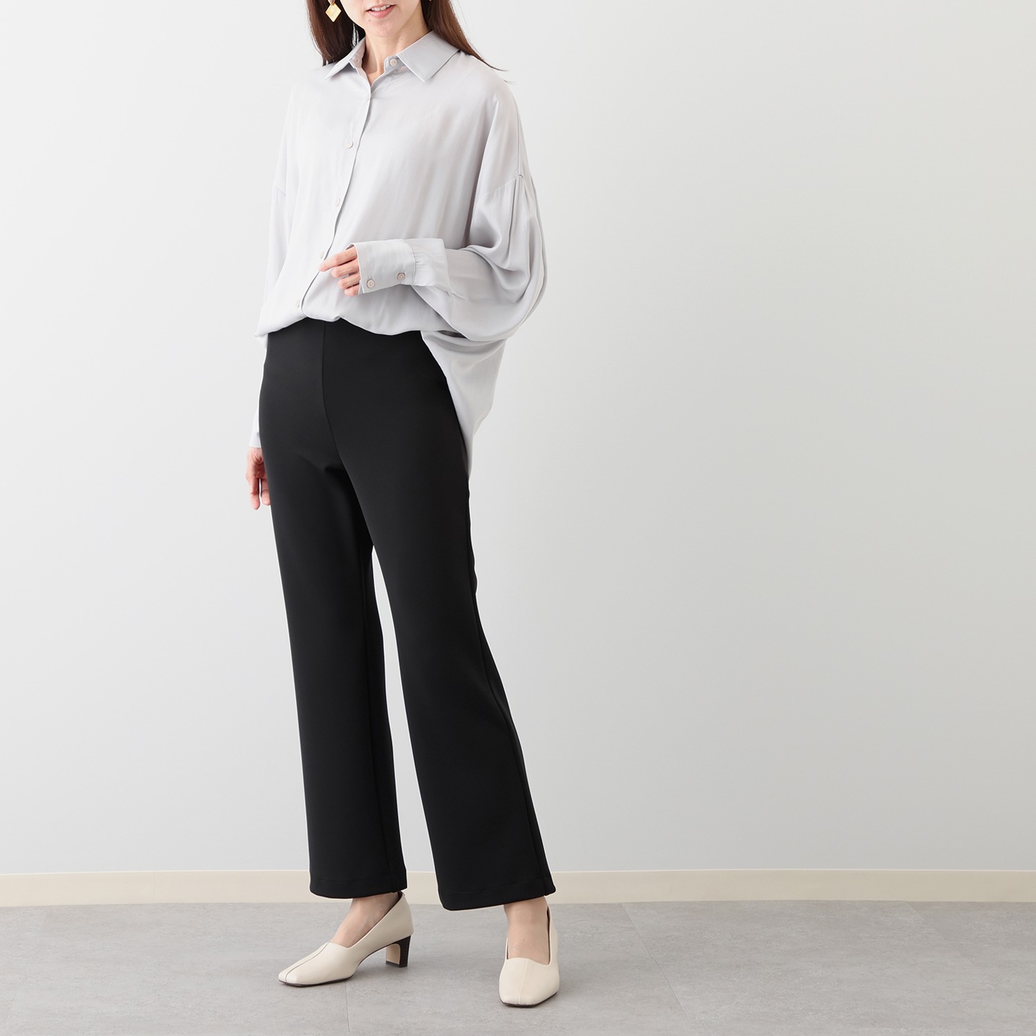 ＜股下７０ｃｍ＞上質ごこち 静電気防止 セミフレアーパンツ 