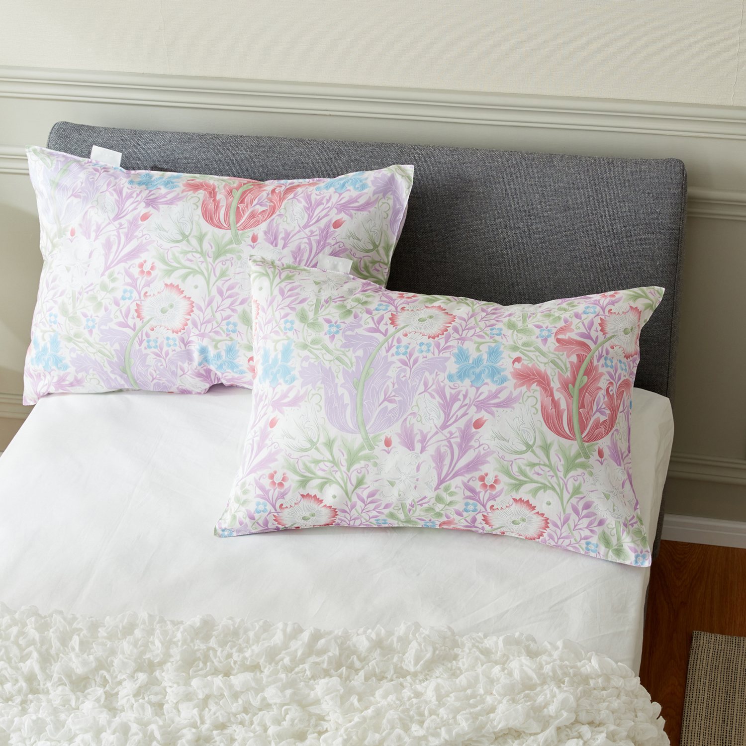  ＜Ｍ＞ニズム コットン１００％サテン ラッフルガーデン柄 枕カバー２枚セット