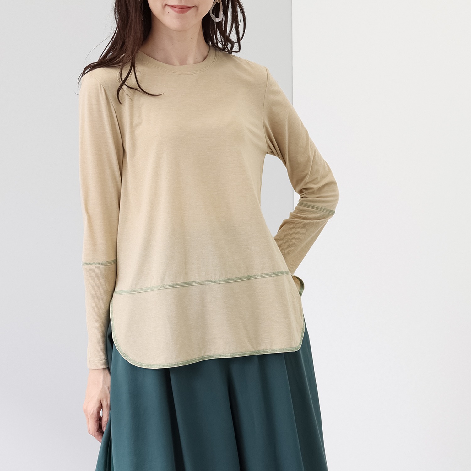 アンリック　オー　ブルー ヌーディ天竺 ステッチアクセント シャツテールプルオーバー