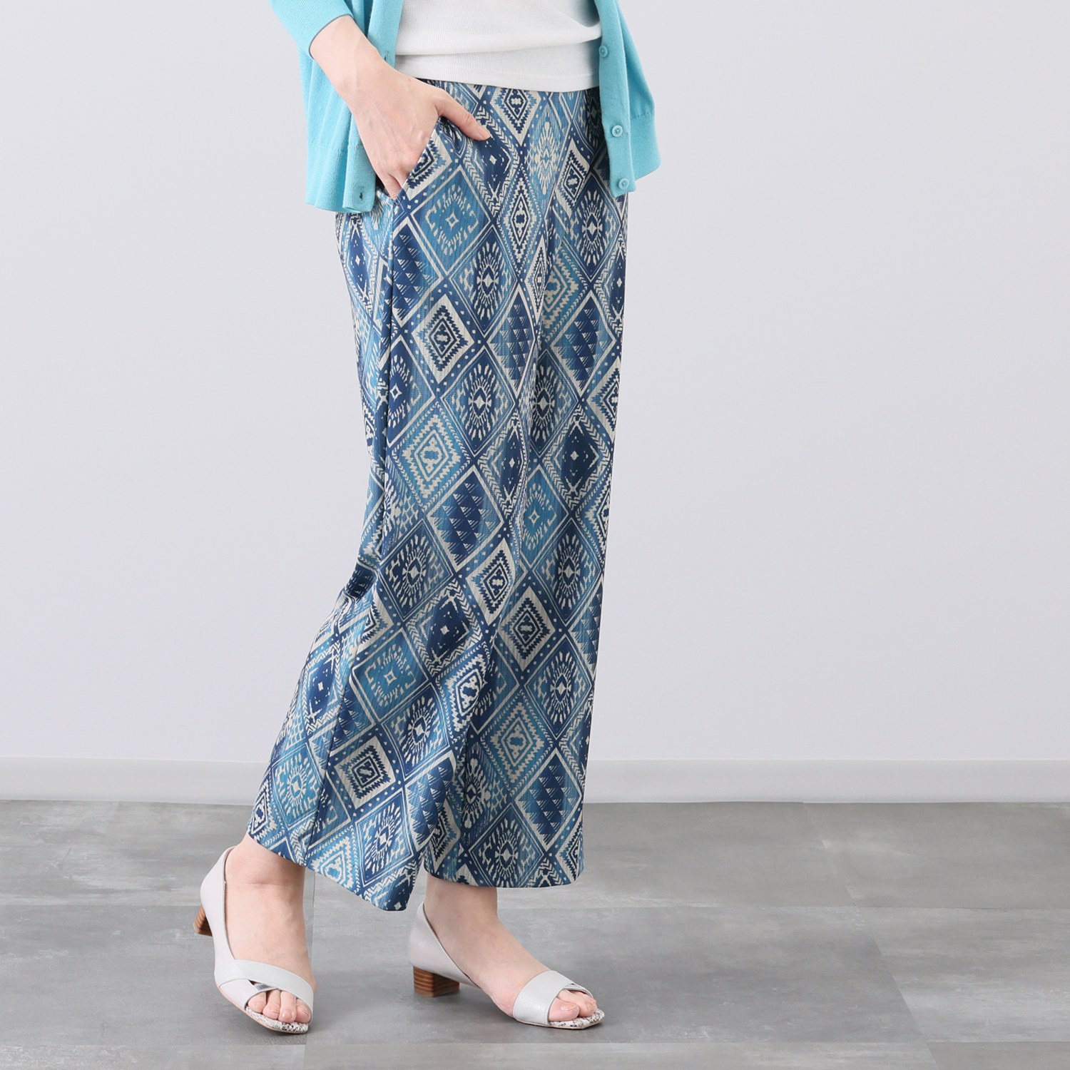 ピーツー 強撚スムース 転写プリント ゆったりストレートパンツ