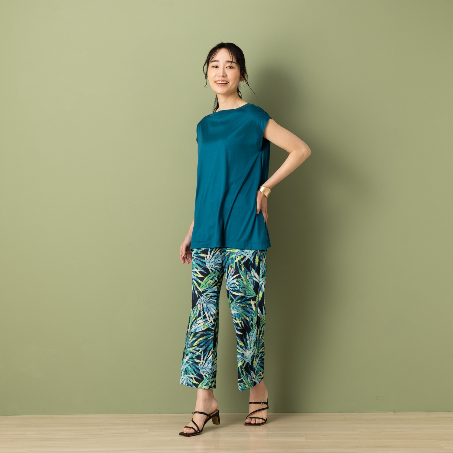 ピーツー 強撚スムース 転写プリント ゆったりストレートパンツ