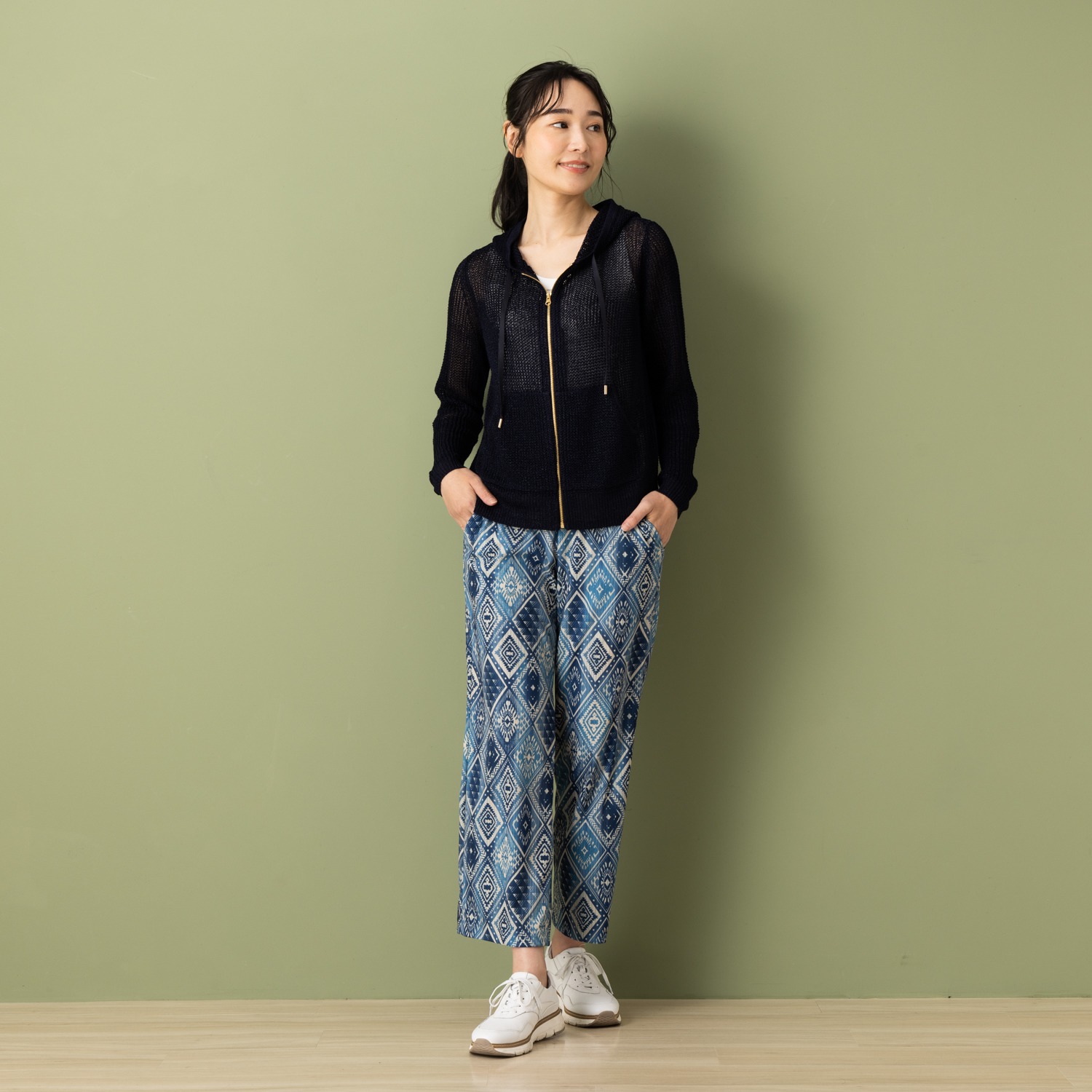 ピーツー 強撚スムース 転写プリント ゆったりストレートパンツ