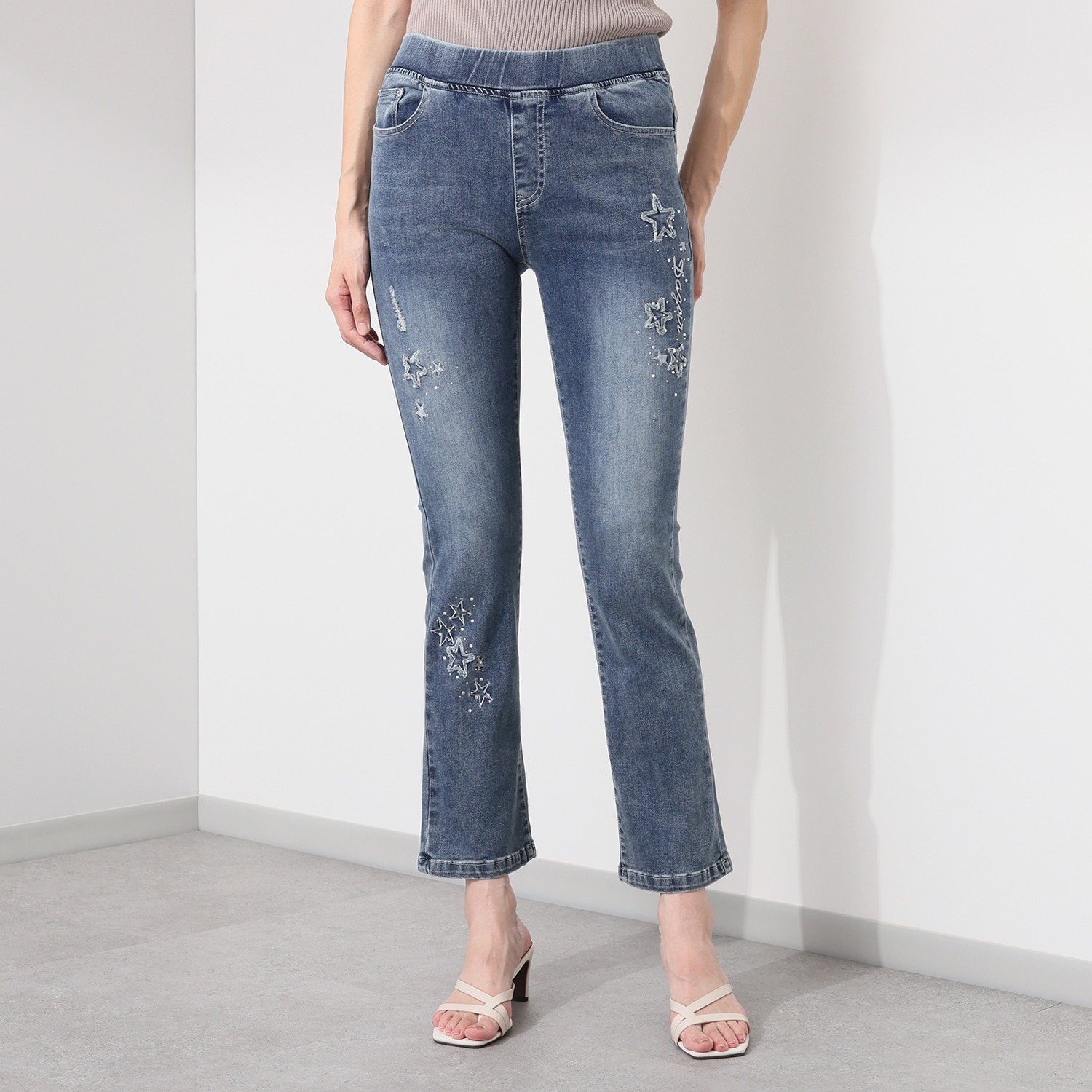 ダジュール 刺しゅうデザイン ストレッチデニムパンツ