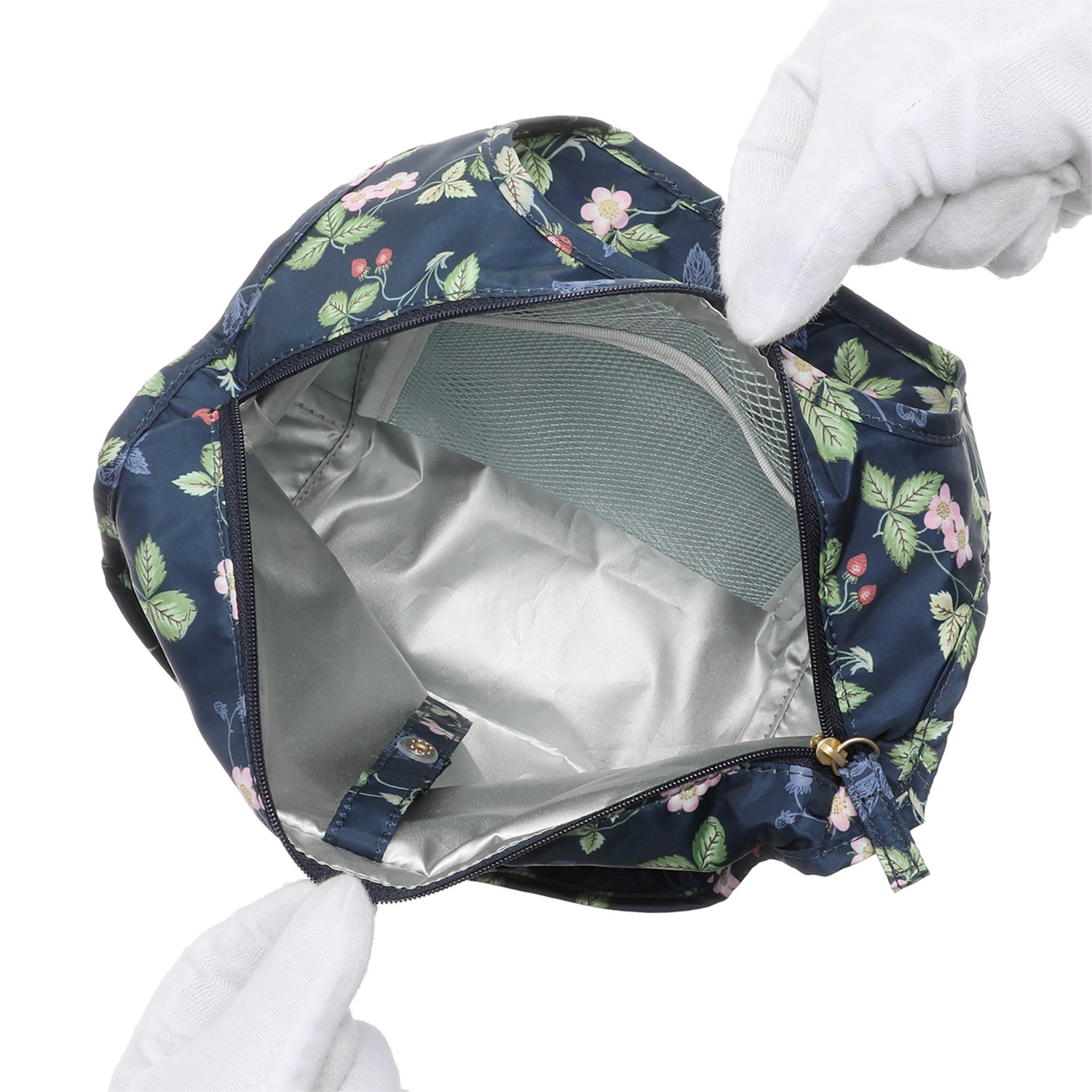 ウェッジウッド ワイルドストロベリー はっ水　保冷マイバッグ 大小２個セット