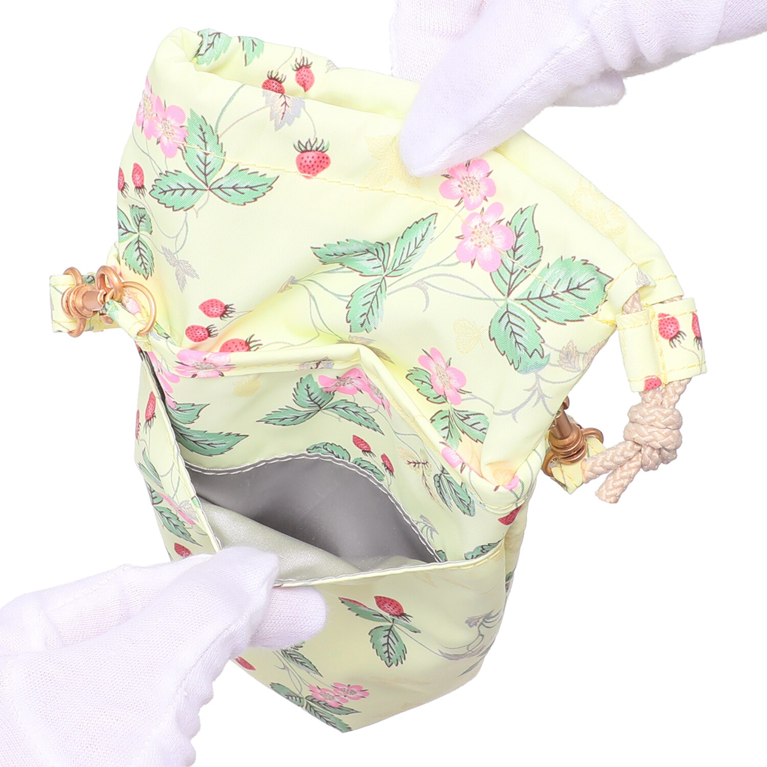 ウェッジウッド ワイルドストロベリー はっ水 ショルダーストラップ付 ペットボトルホルダー