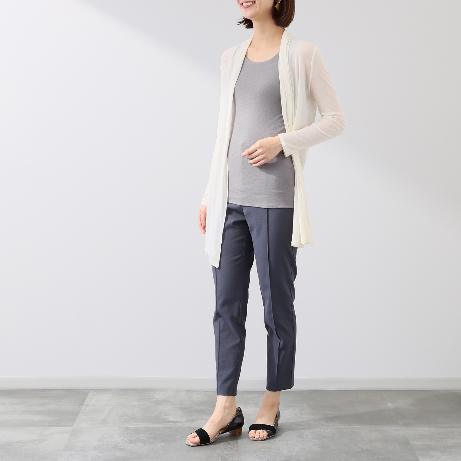 天使の綿シフォン スリムシルエット ラウンドネック リバーシブルプルオーバー