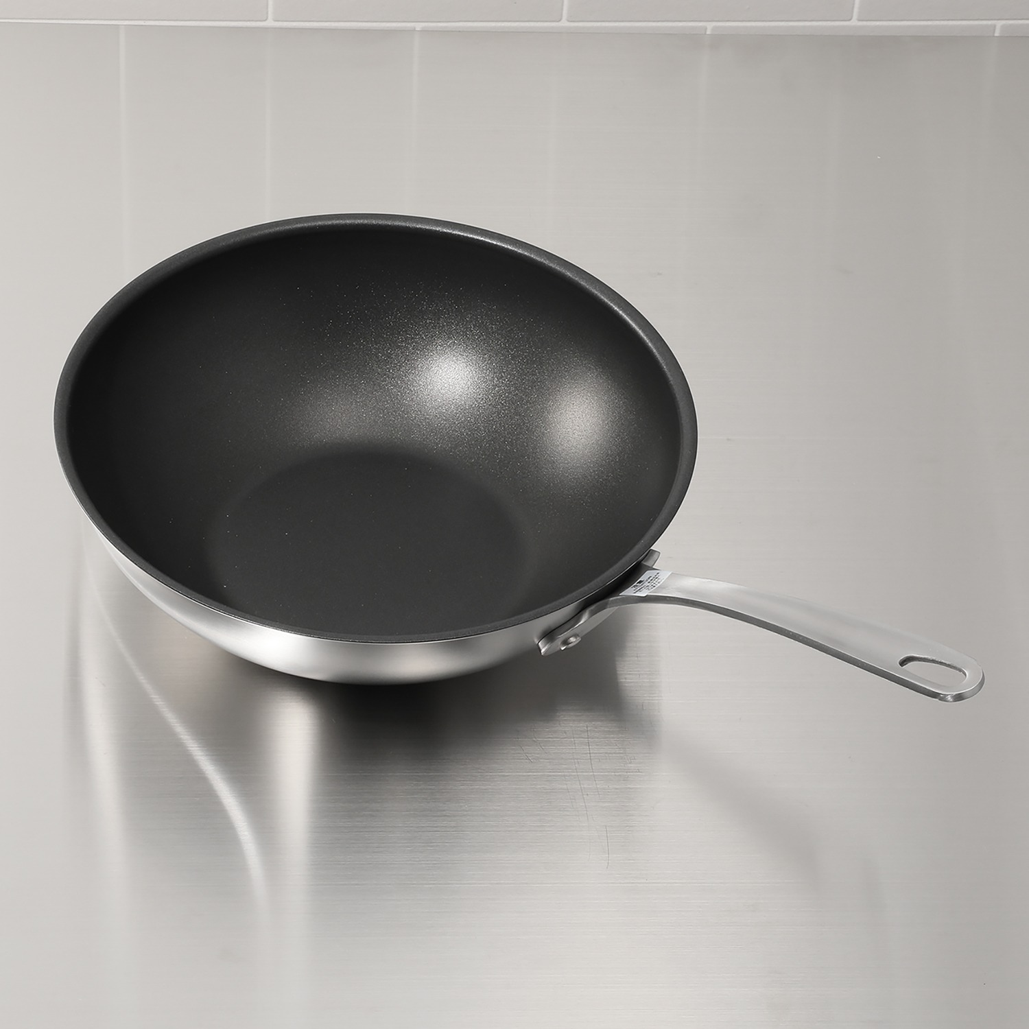 ＜２６ｃｍ＞マイヤー 深型＋丸底のこだわり形状 素早く炒めて 少ない油で揚げられる ステアフライパン 