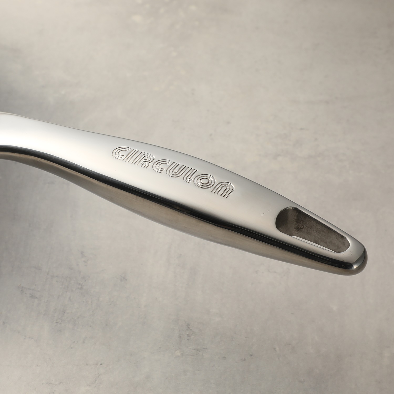 ＜２１ｃｍ＞マイヤー サーキュロンフライパン シャンパンカラー 