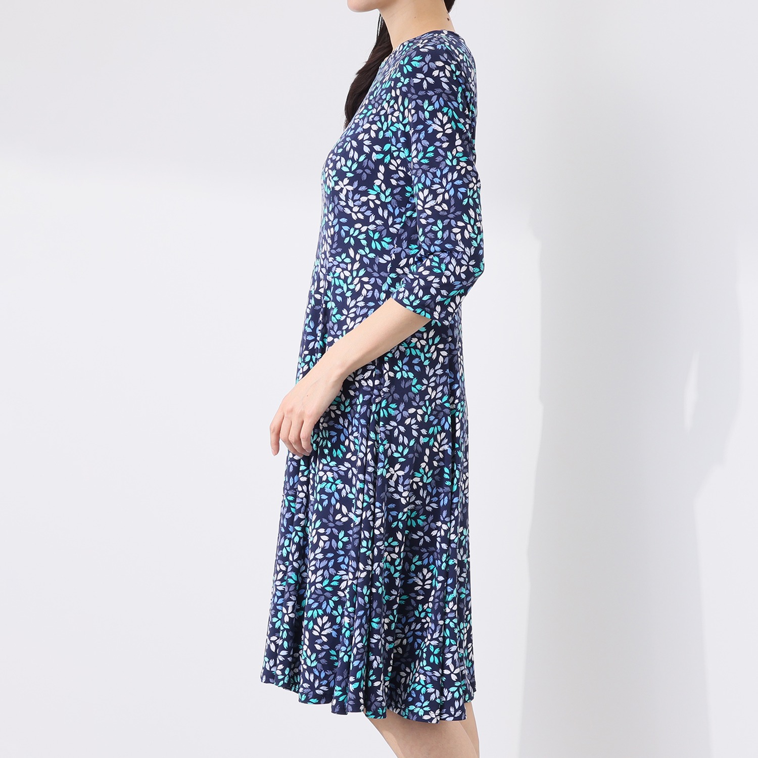 ダジュール 花びらプリント フレアーワンピース