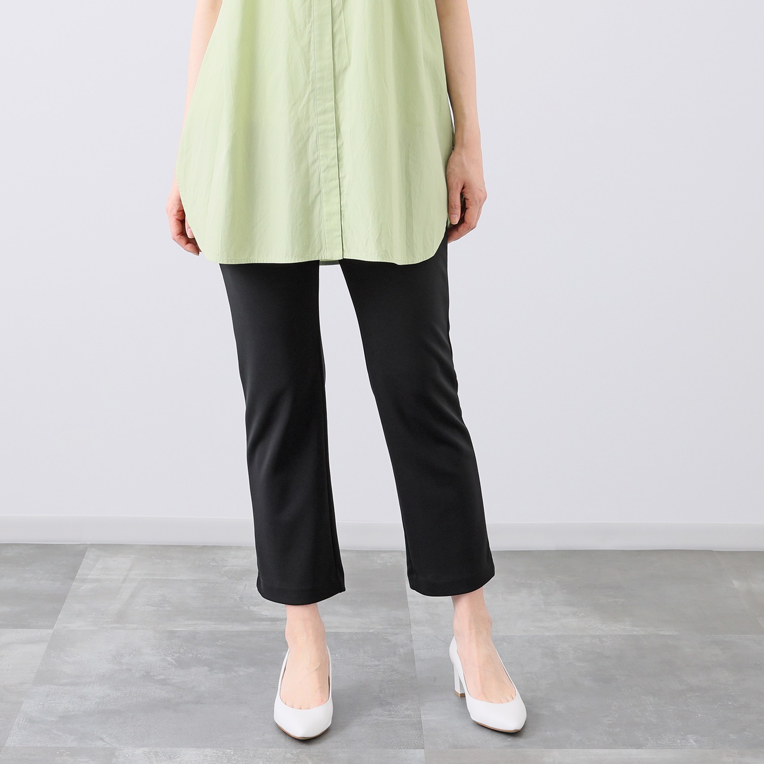 上質ごこち 接触冷感 ソアロン ストレートパンツ ＜股下６５ｃｍ＞