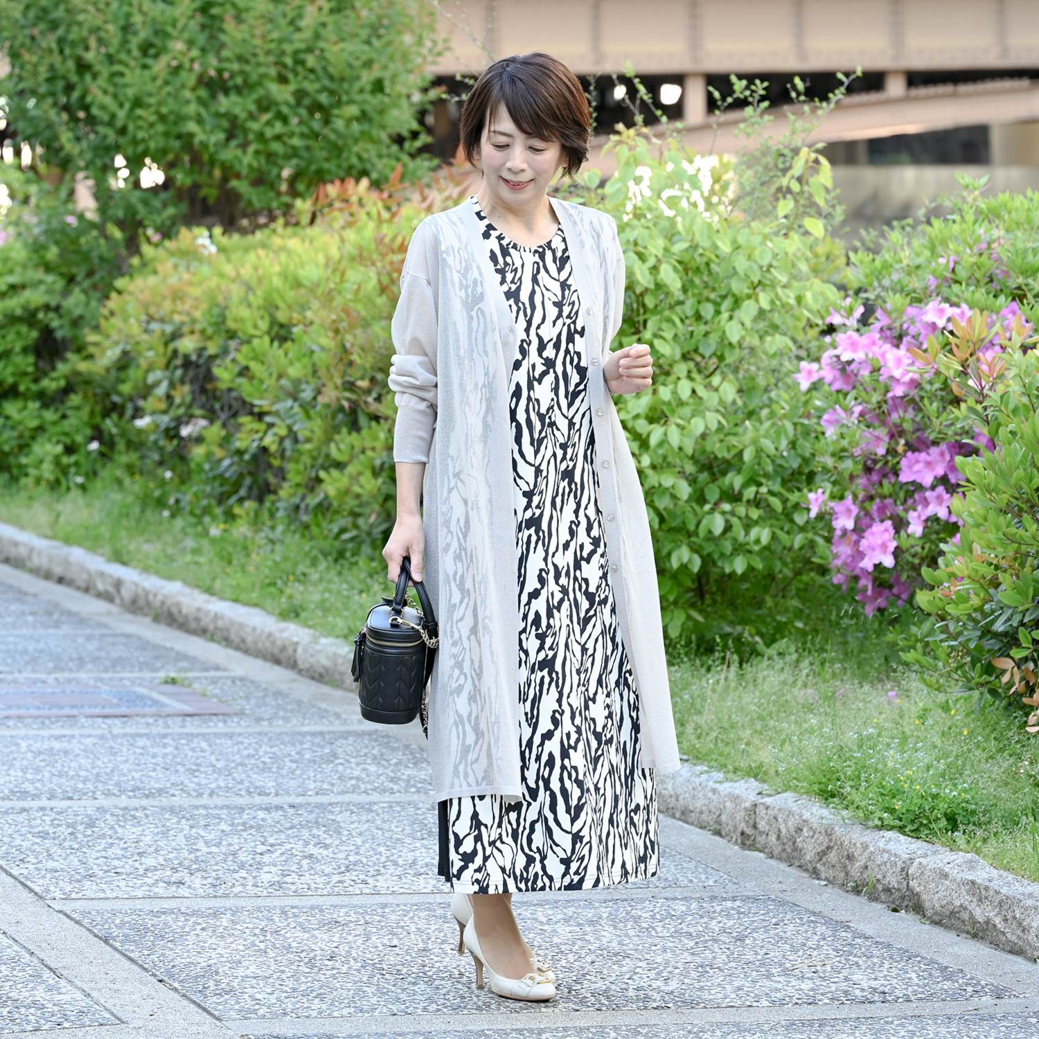 アンリック　オー　ブルー シアーニット バックフレアー ロングカーディガン