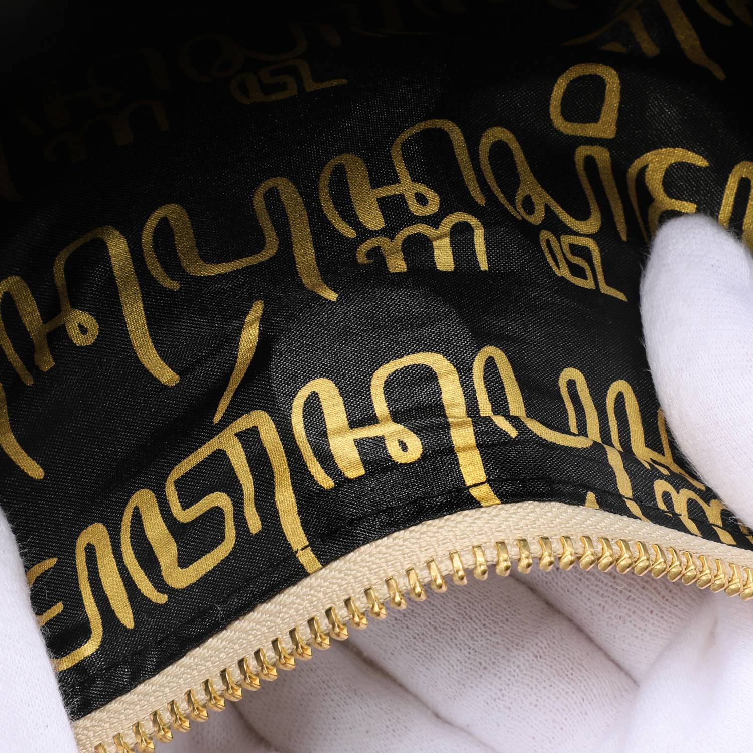 お宝ポーチ ＜金財万倍＞ 〜黄金の豊かさ〜 “お宝袋付” 