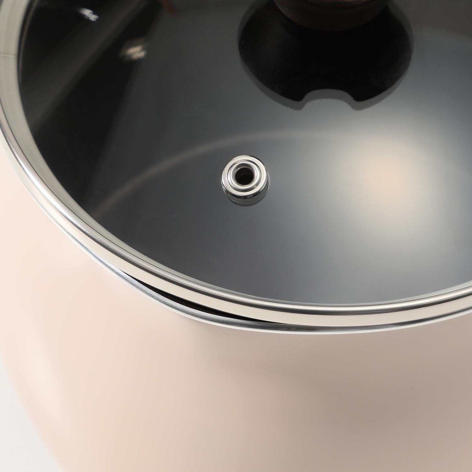 １台７役のマルチポットと コンパクトなフライパンで 手軽に多彩な調理！ ちょこっとクック ２点セット