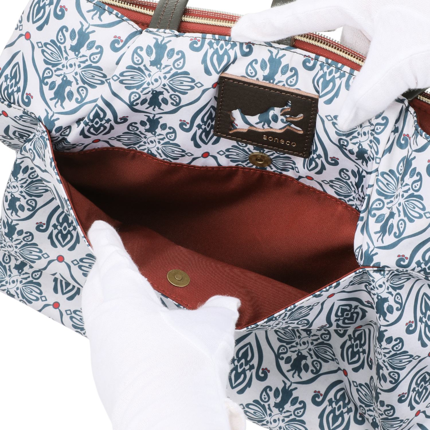 アオネコ ネコ足トートバッグ ＜保護ネコ寄付チケット １２５０円分付＞