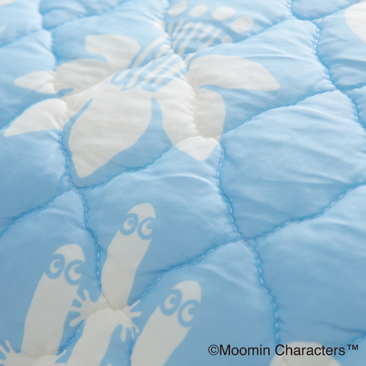 ムーミン “夏至の喜び 　自然とともに” ひんやり枕パッド３枚組 