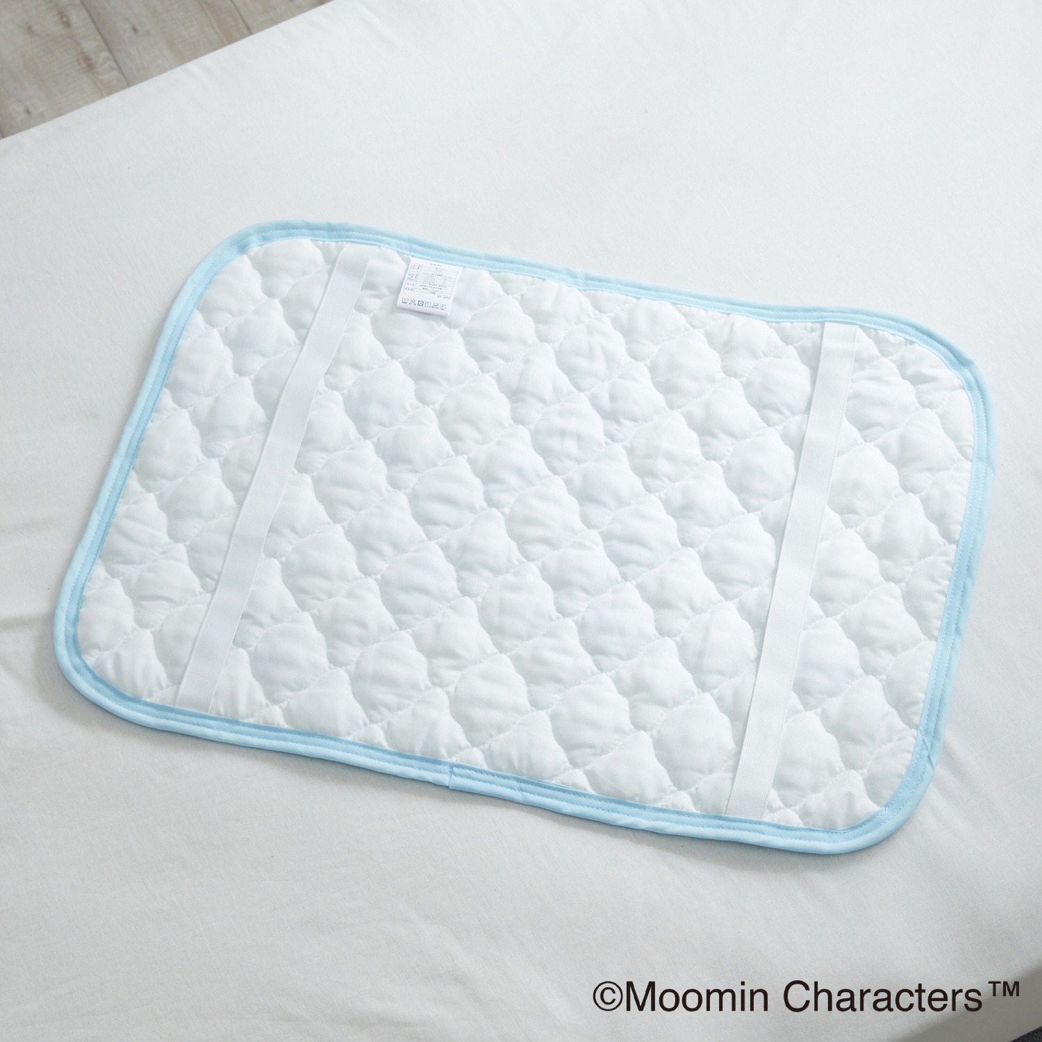 ムーミン “夏至の喜び 　自然とともに” ひんやり枕パッド３枚組 