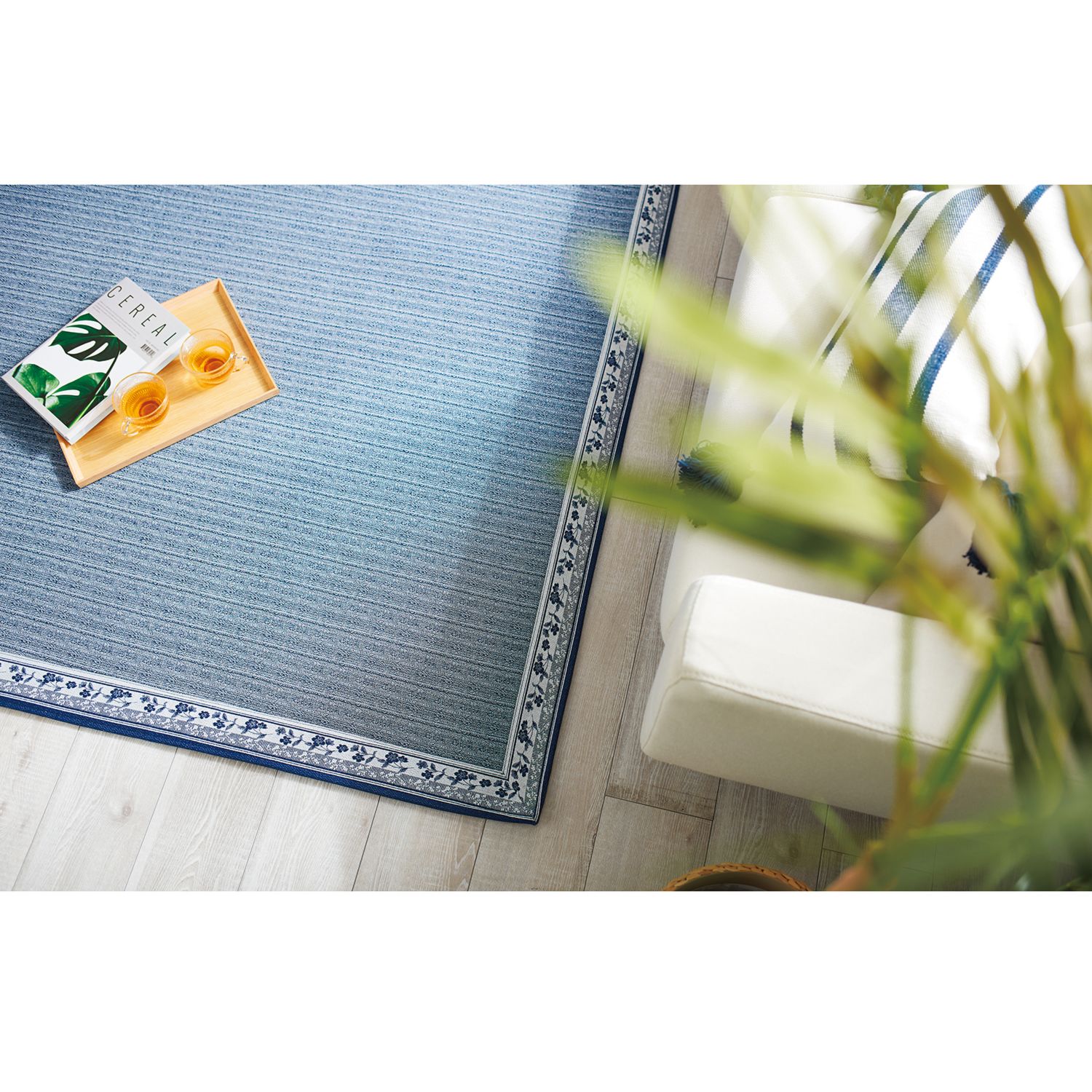 ＜１８０×２４０ｃｍ＞イケヒコ さらっと爽やか ジャガード織 除湿・消臭ラグ 