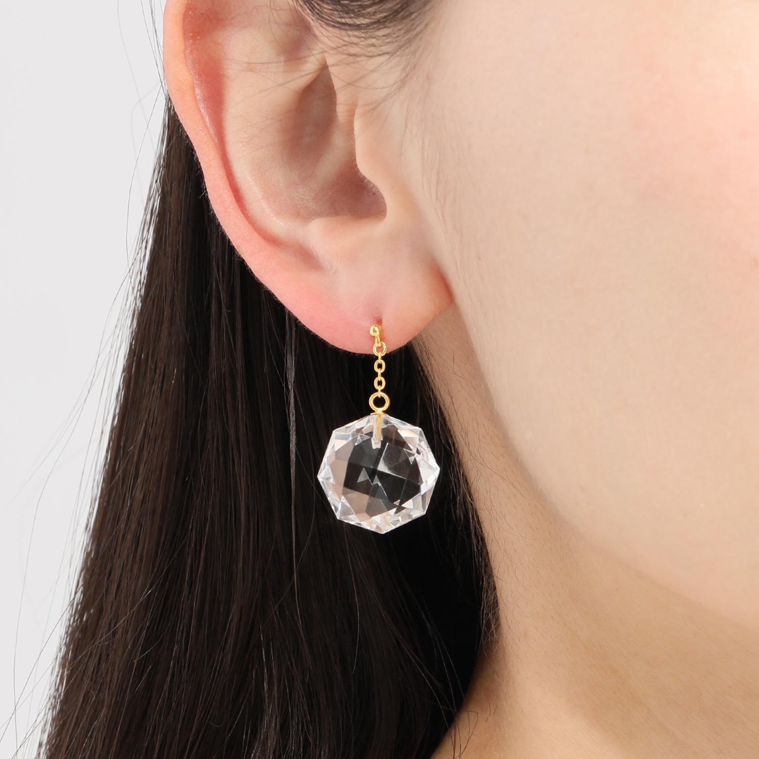 貴煌 天然水晶 オクタゴンカット ピアス