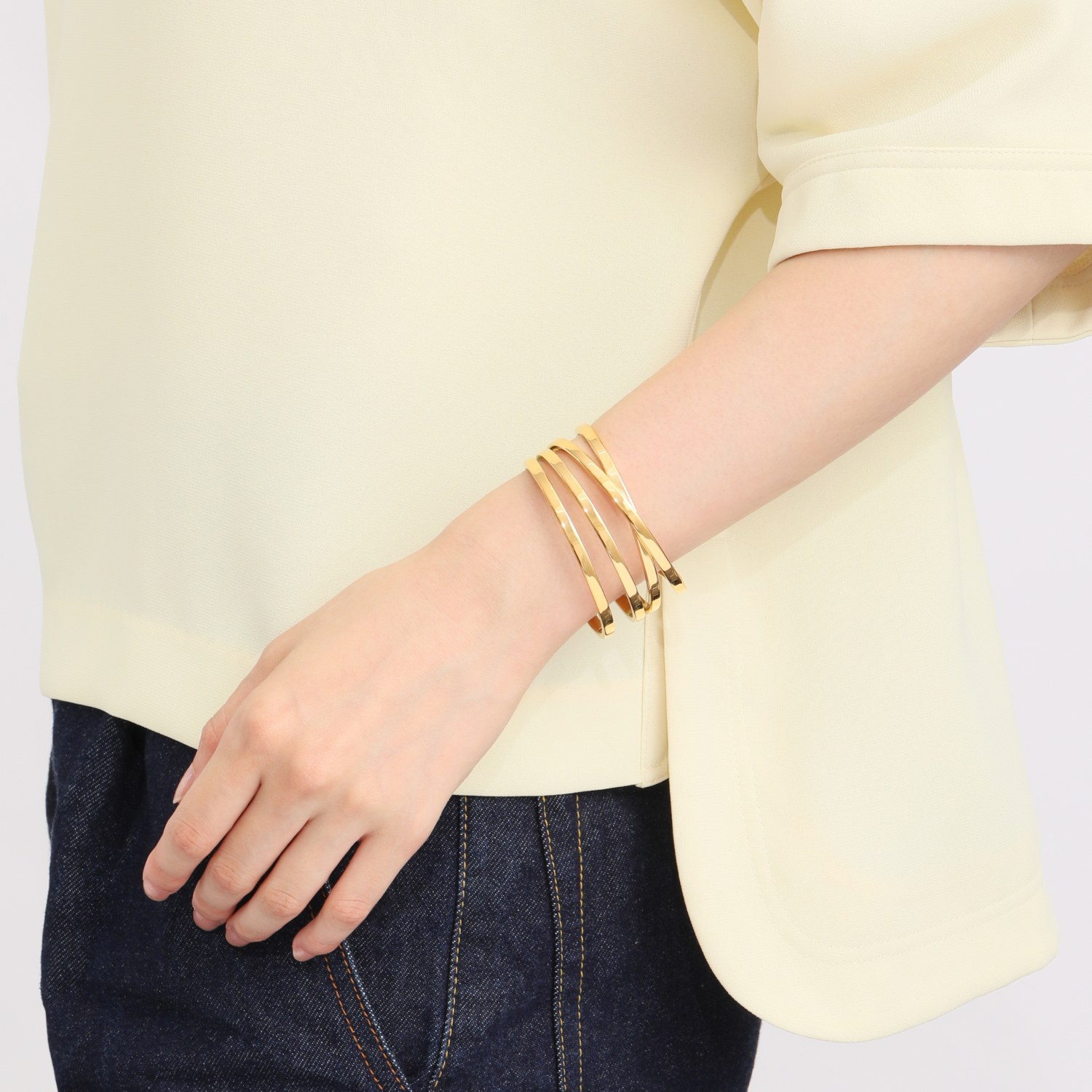 デルークス ステンレス ４連風バングル