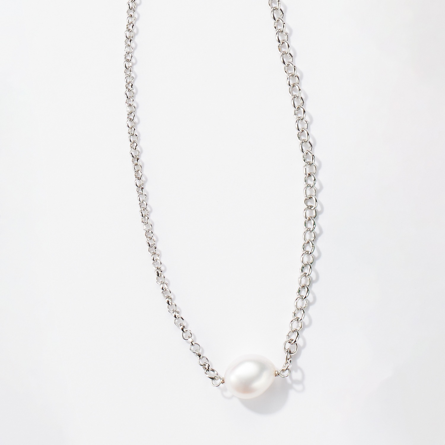 エアリーフェアリー 大粒淡水パール＆ ロロチェーン アシンメトリー ショートネックレス