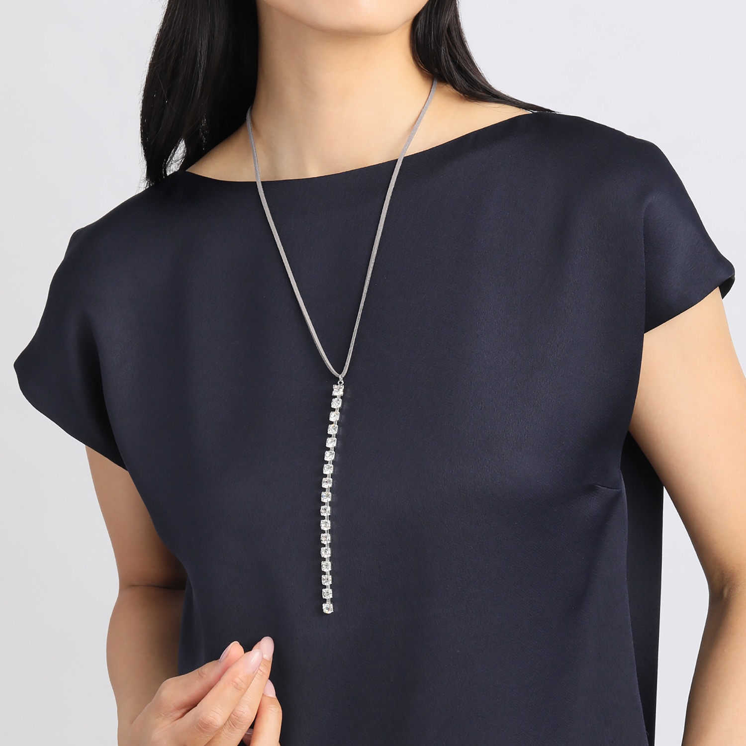 エアリーフェアリー プレシオサ社製 ダイヤレーン クリスタルガラス シャイニーＹ字ネックレス