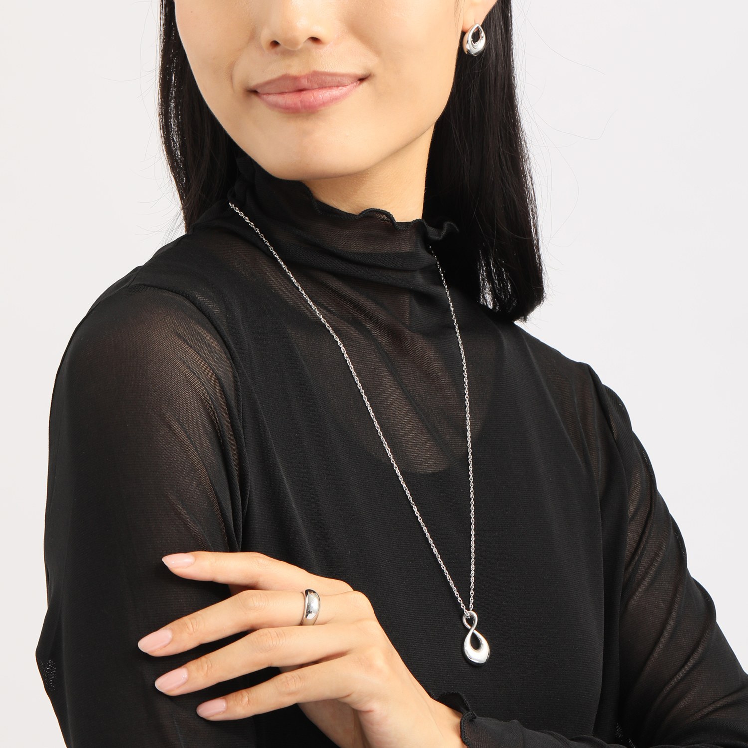 ラフィナリスタ サージカルステンレス インフィニティデザイン ダブルケーブルチェーン ペンダント