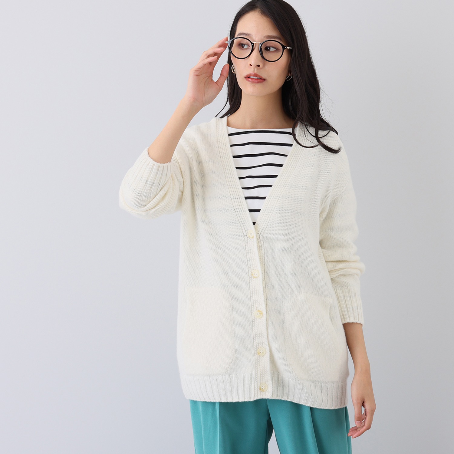 ルーエン　ローズ 内モンゴル産カシミヤ Ｖネックカーディガン