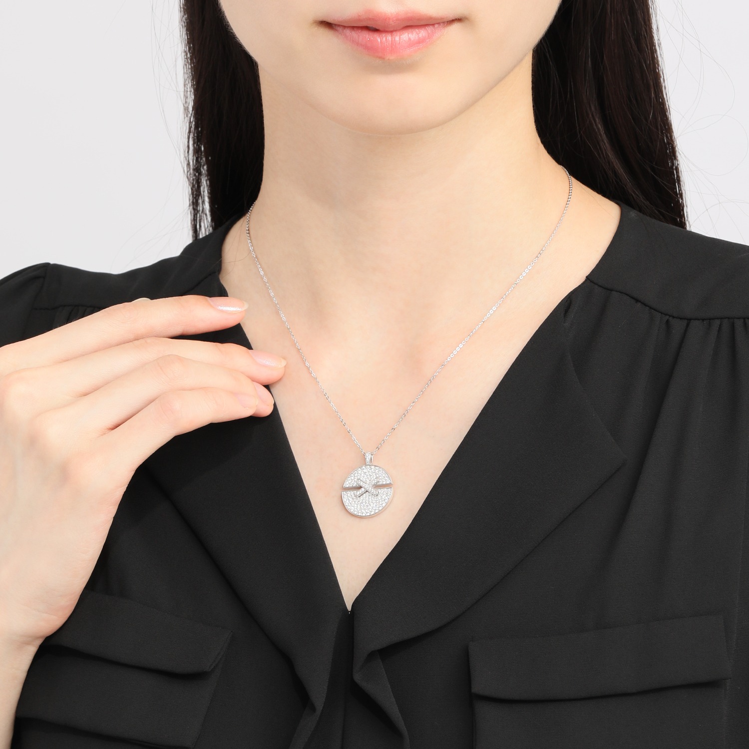 ブリランテステッラ シルバー　ＣＺ ラウンドデザイン パヴェペンダント