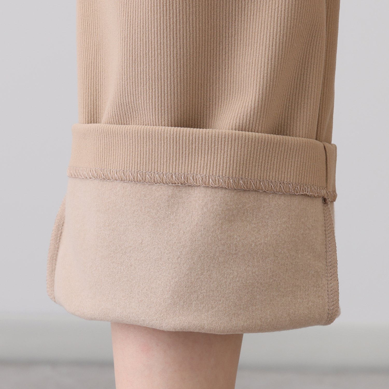 ピーツー 吸湿発熱・吸放湿 コーデュロイ風 裏起毛ベイカーパンツ