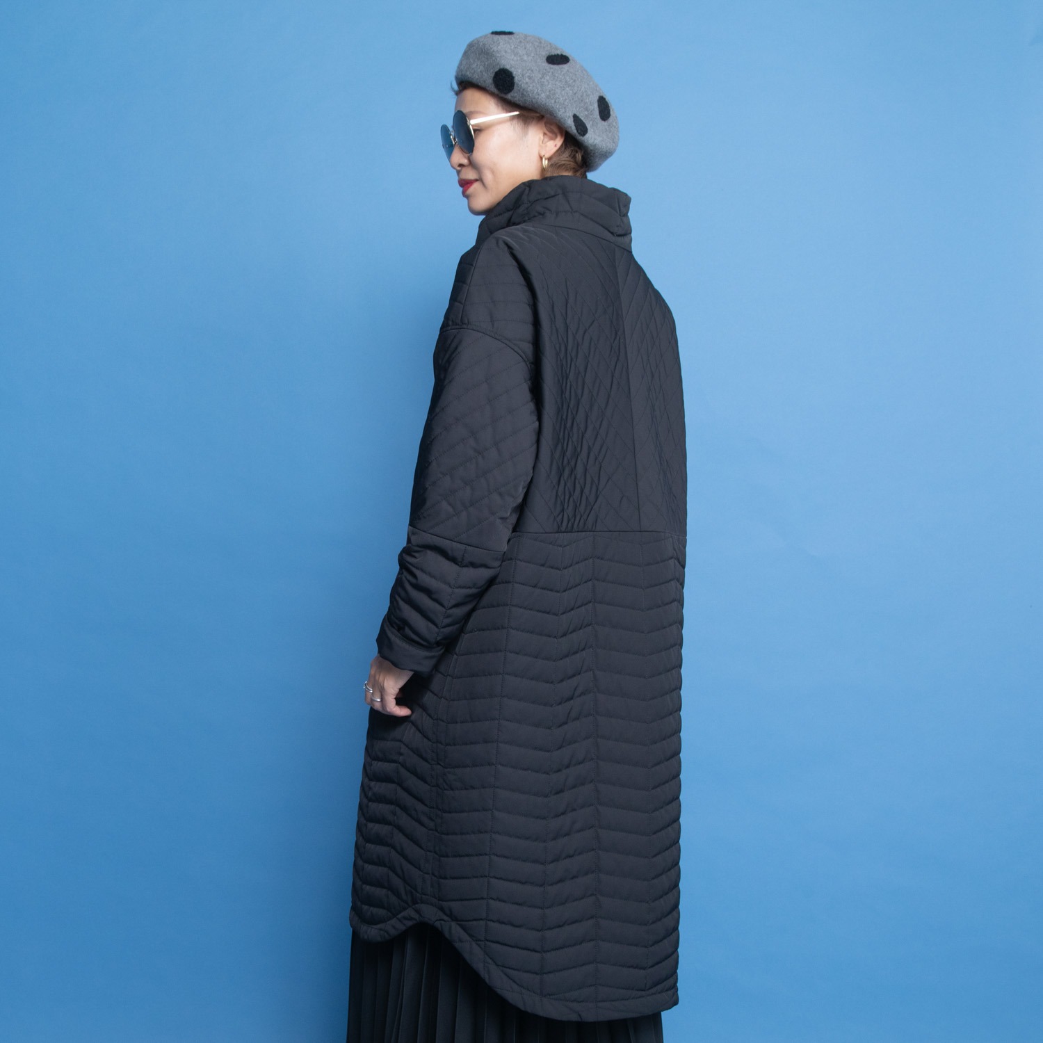 ヨーコモリモト キルトステッチデザイン ボリュームネック ロングコート