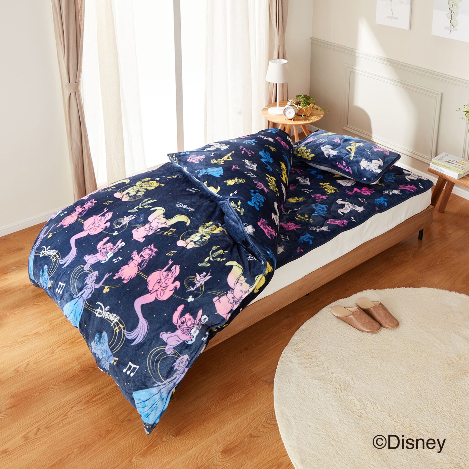 ディズニー 創立１００周年モデル 名作キャラクター大集合！ モコモコ暖か寝具 ３点セット＜シングル＞