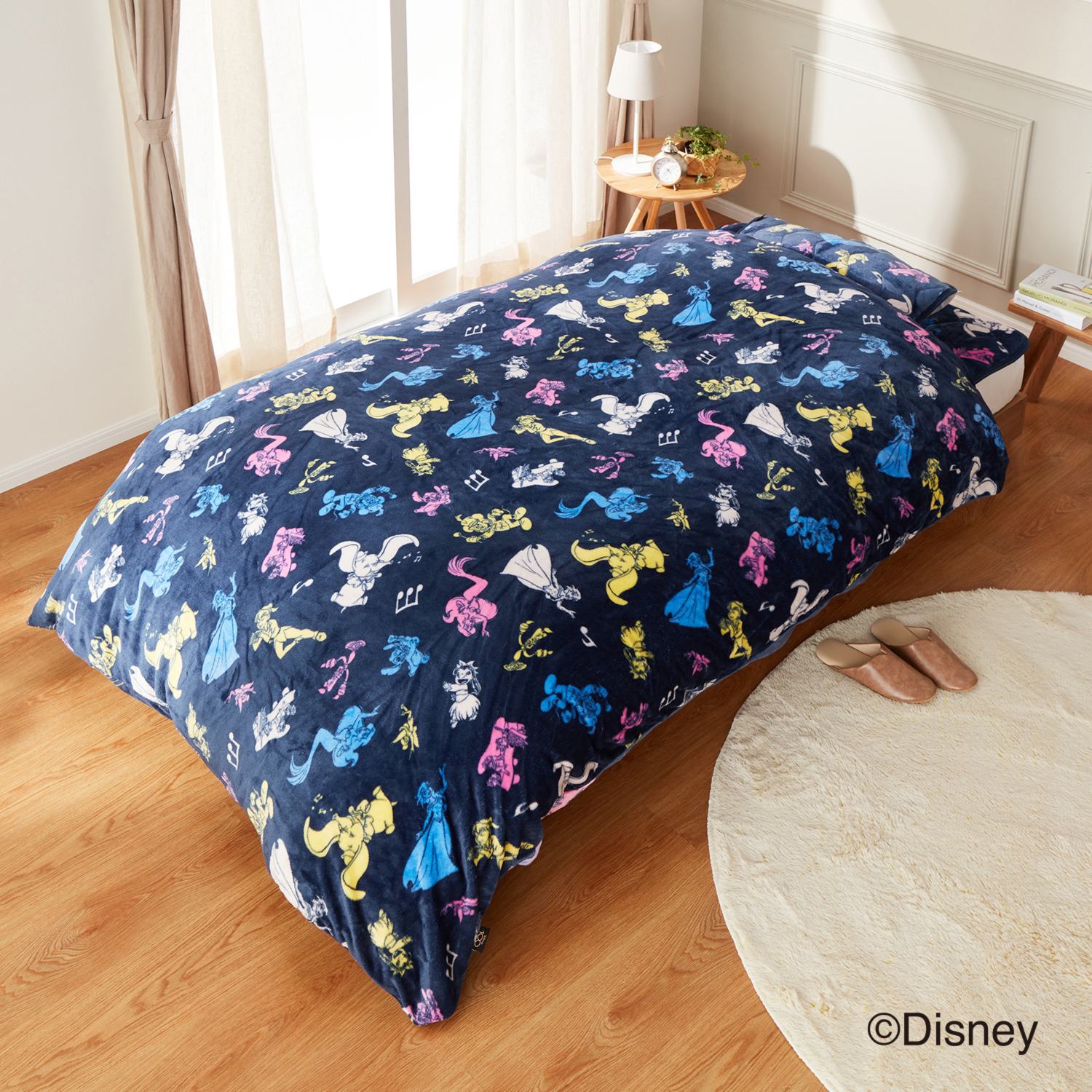 ディズニー 創立１００周年モデル 名作キャラクター大集合！ モコモコ暖か寝具 ３点セット＜シングル＞
