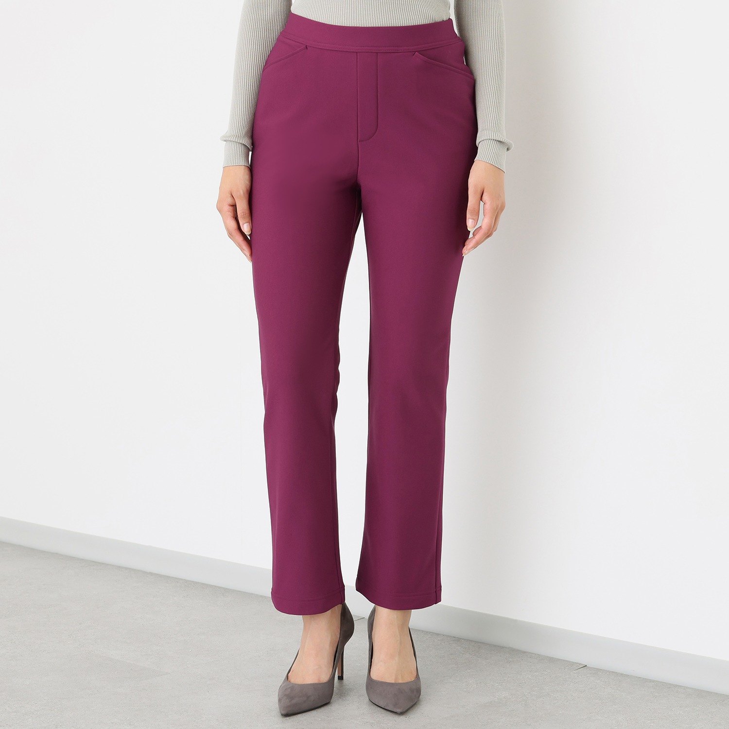 ラ・シュシュ 蓄熱保温・防シワ トリコット美起毛 ストレートパンツ ＜股下６８ｃｍ＞