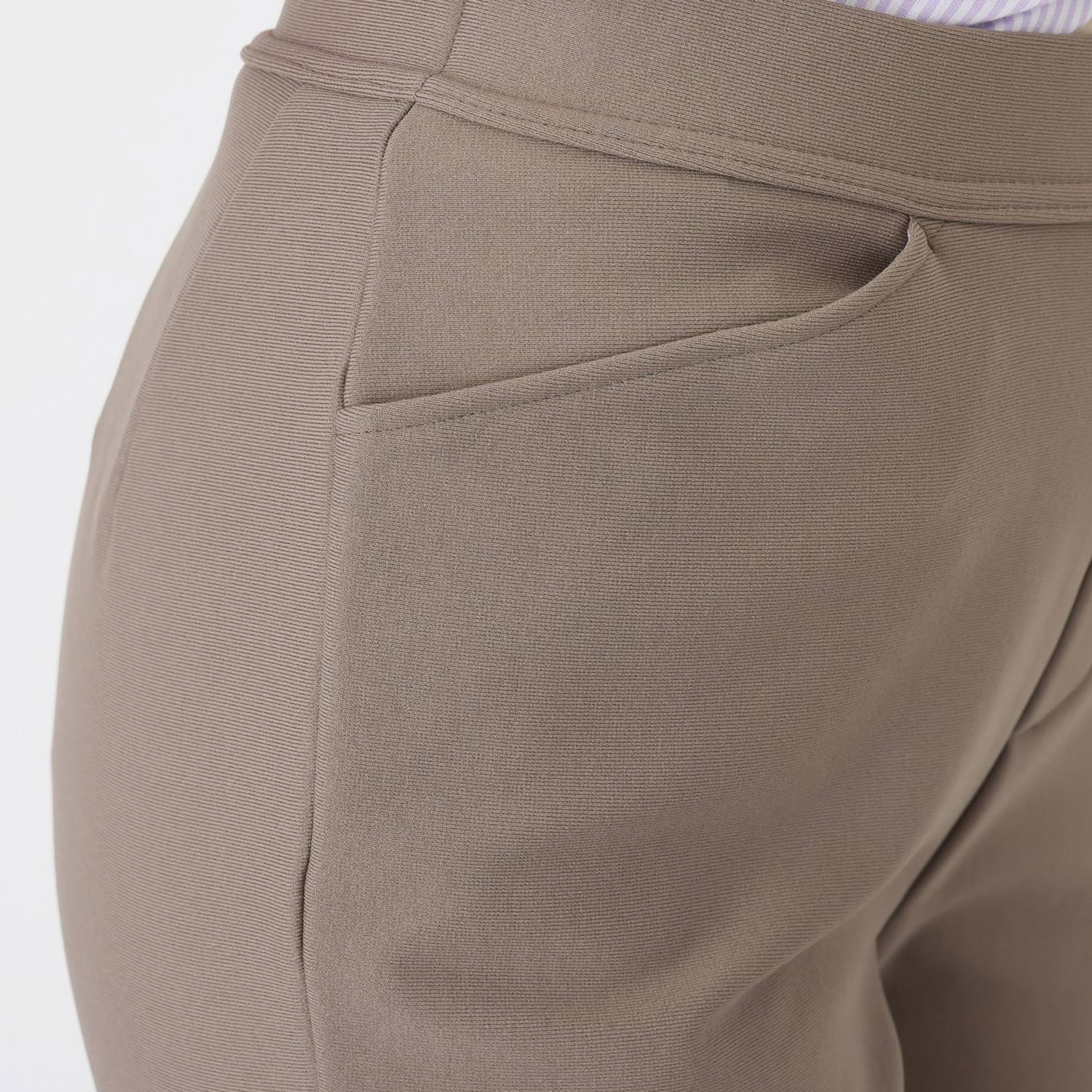 ラ・シュシュ 蓄熱保温・防シワ トリコット美起毛 ストレートパンツ ＜股下６８ｃｍ＞