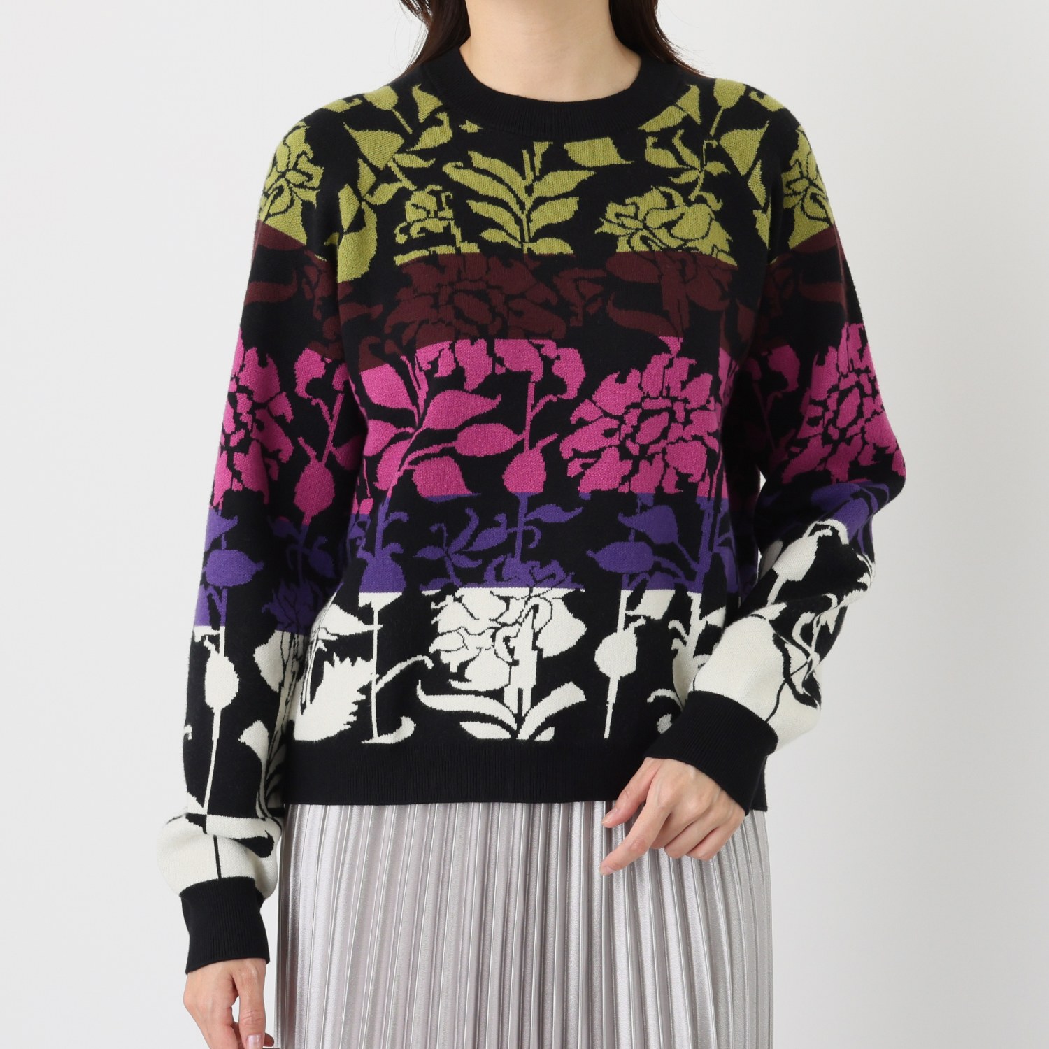 デシグアル フラワーモティーフ ジャガード ニットプルオーバー
