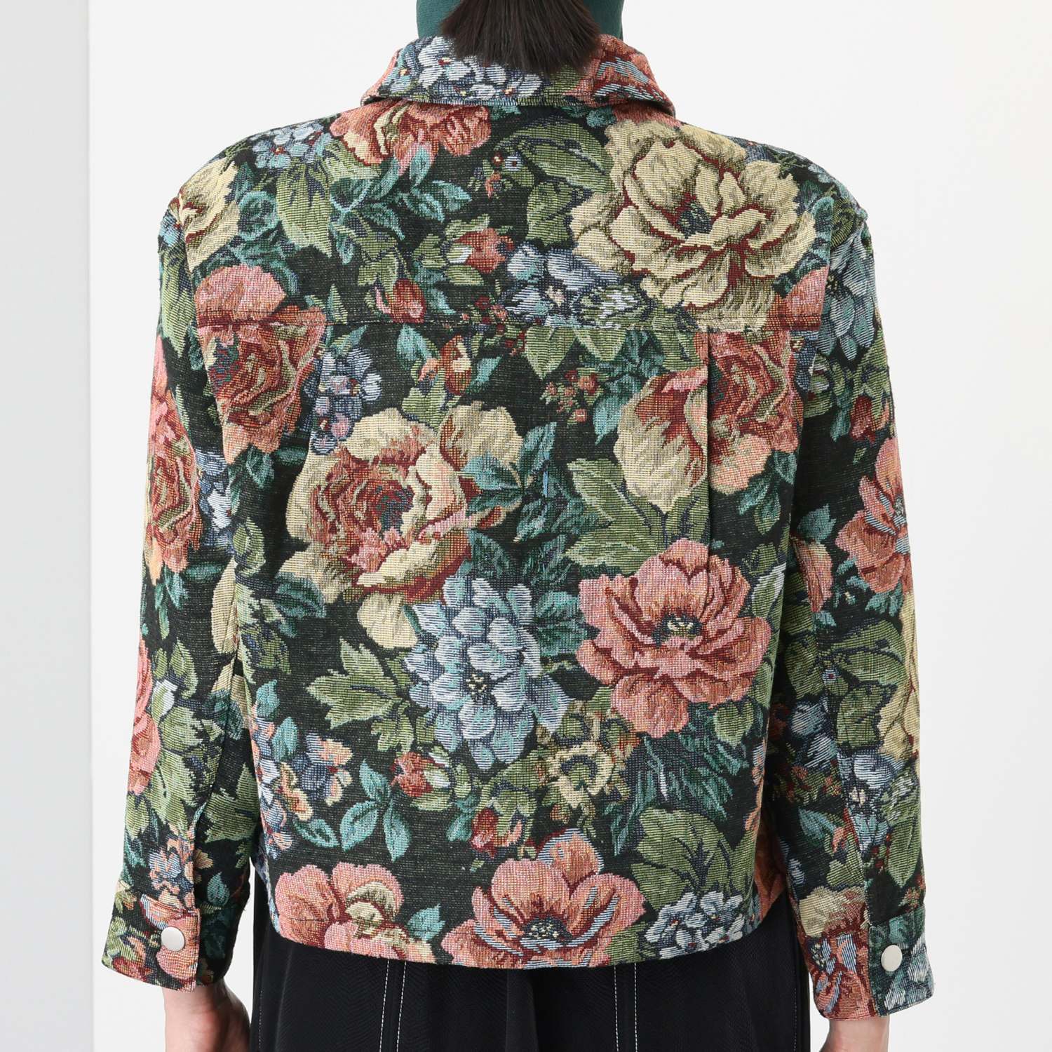 オジョウ ヴィンテージ感覚が映える 総花柄 ゴブラン織りジャケット