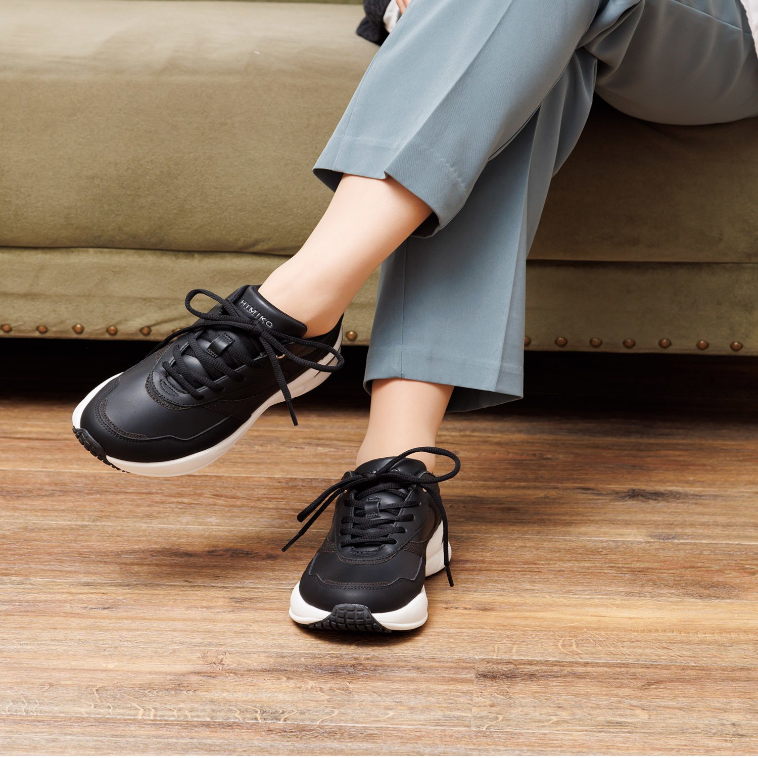 卑弥呼 はっ水アクションレザー グリッター軽量スニーカー