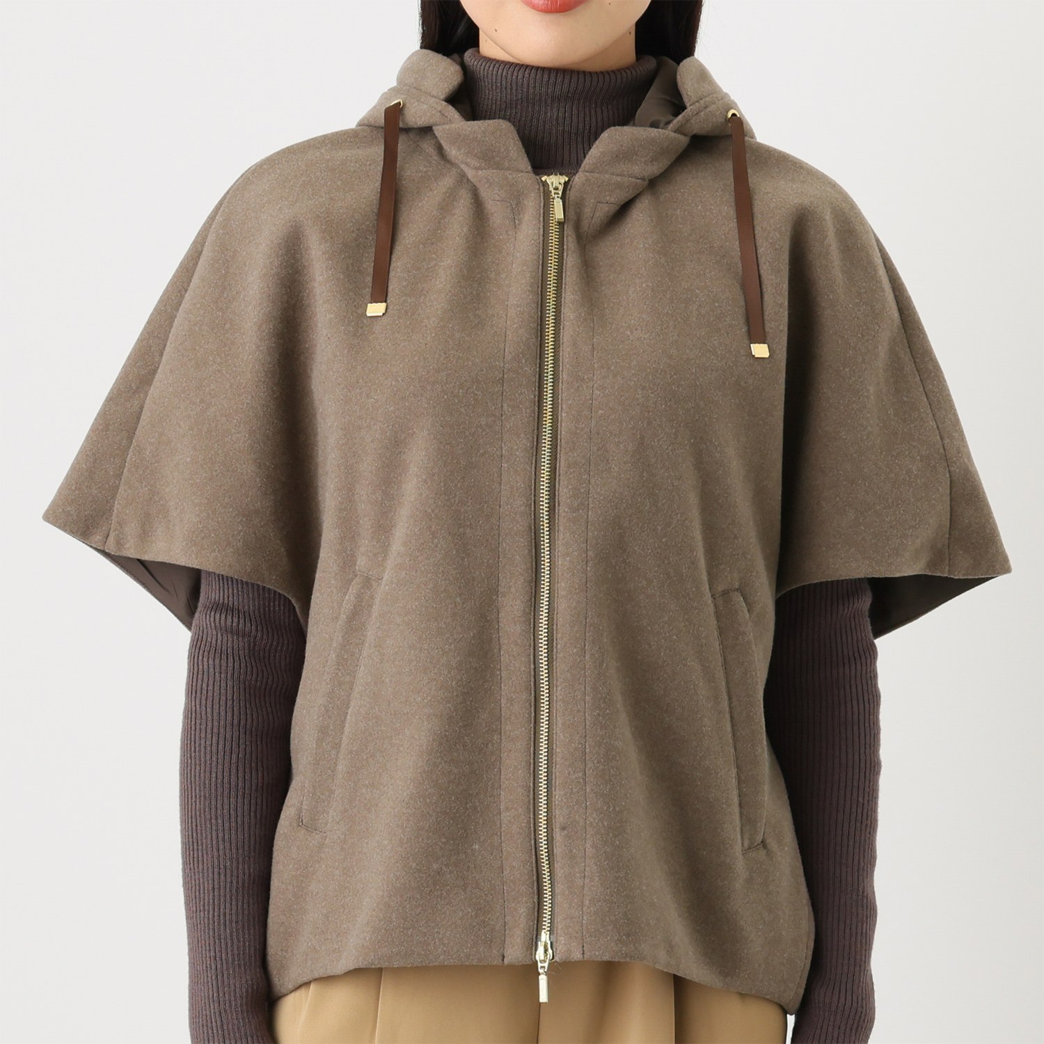 ラヴィーコンフォート ウールライクフラノ フード付 ポンチョジャケット