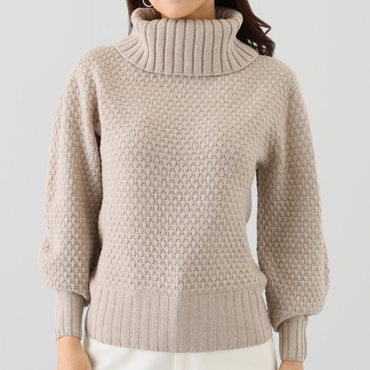 クルチアーニ ウールカシミヤ ポップコーン編 タートルネックニット