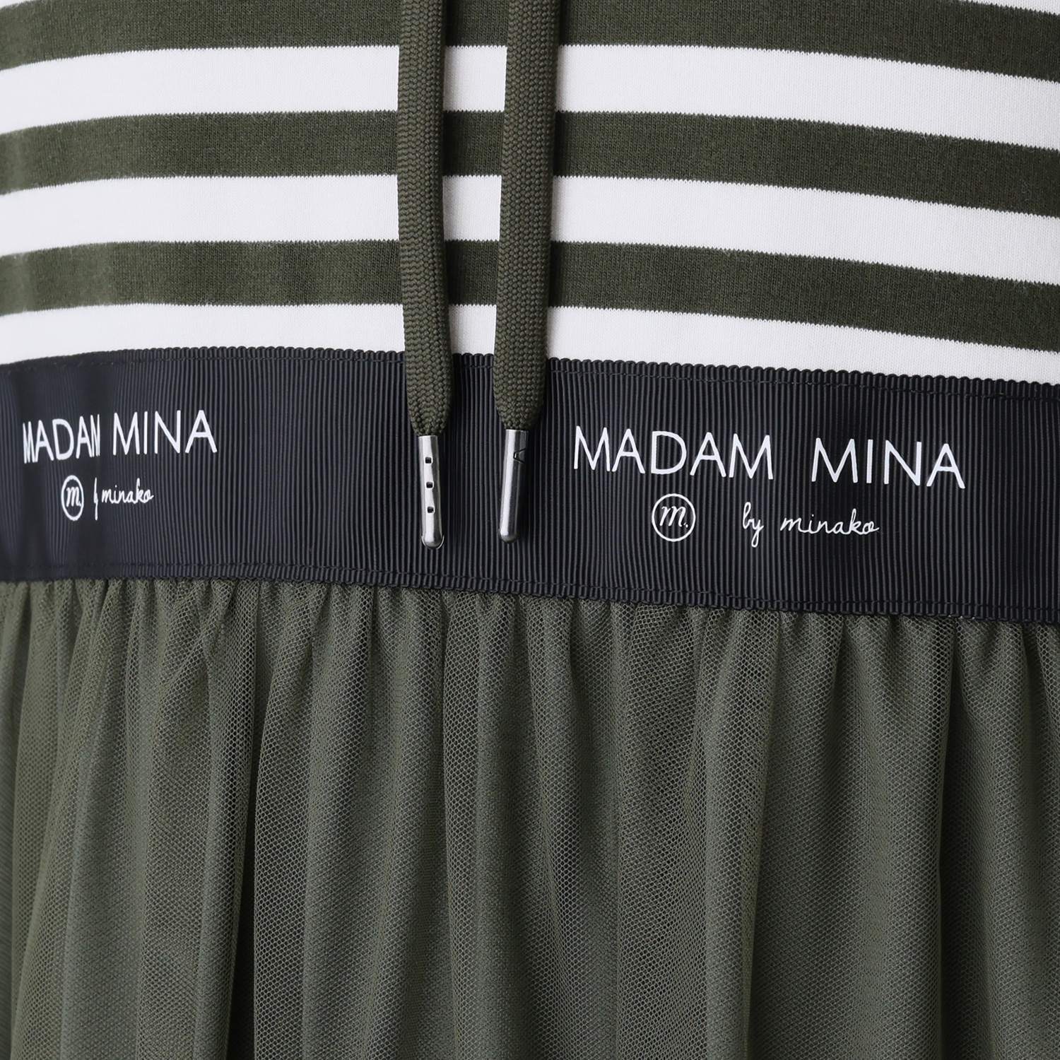 マダムミーナ ボーダー裏毛＆チュール ロゴテープアクセント ワンピース