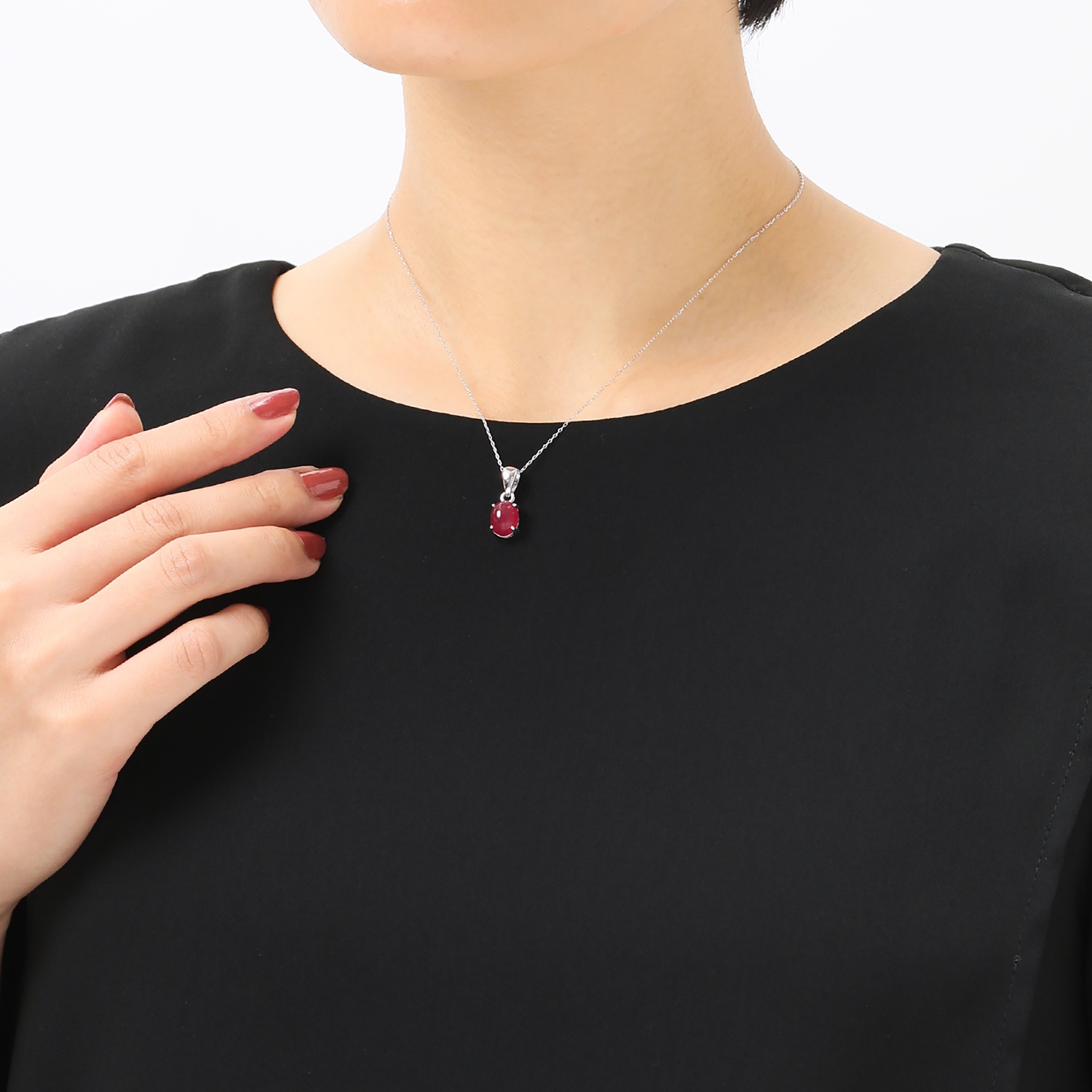 グランシフォレ ルビー オーバルカボション ペンダントトップ