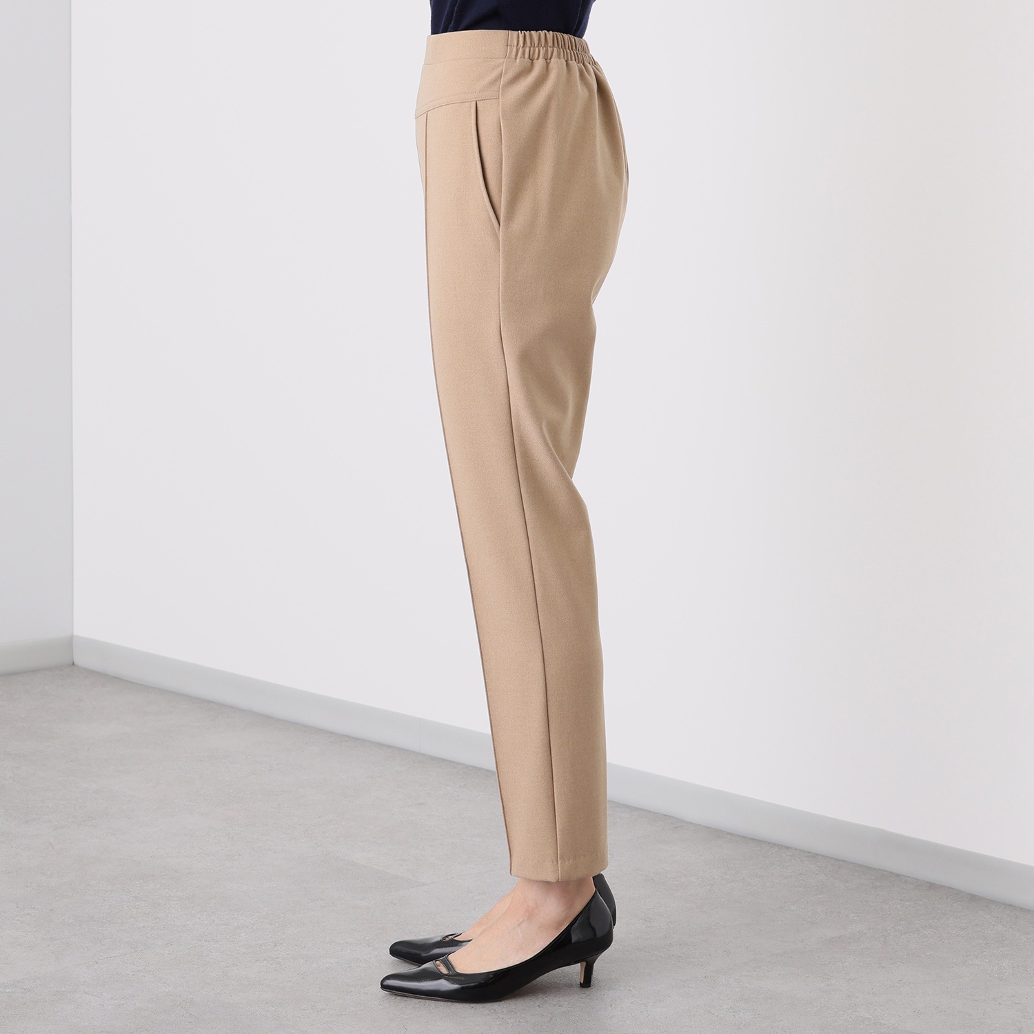 ＴＡＫＵＭＩＢＡ 吸湿発熱 ウーリッチウォーム スタイリッシュ テーパードパンツ