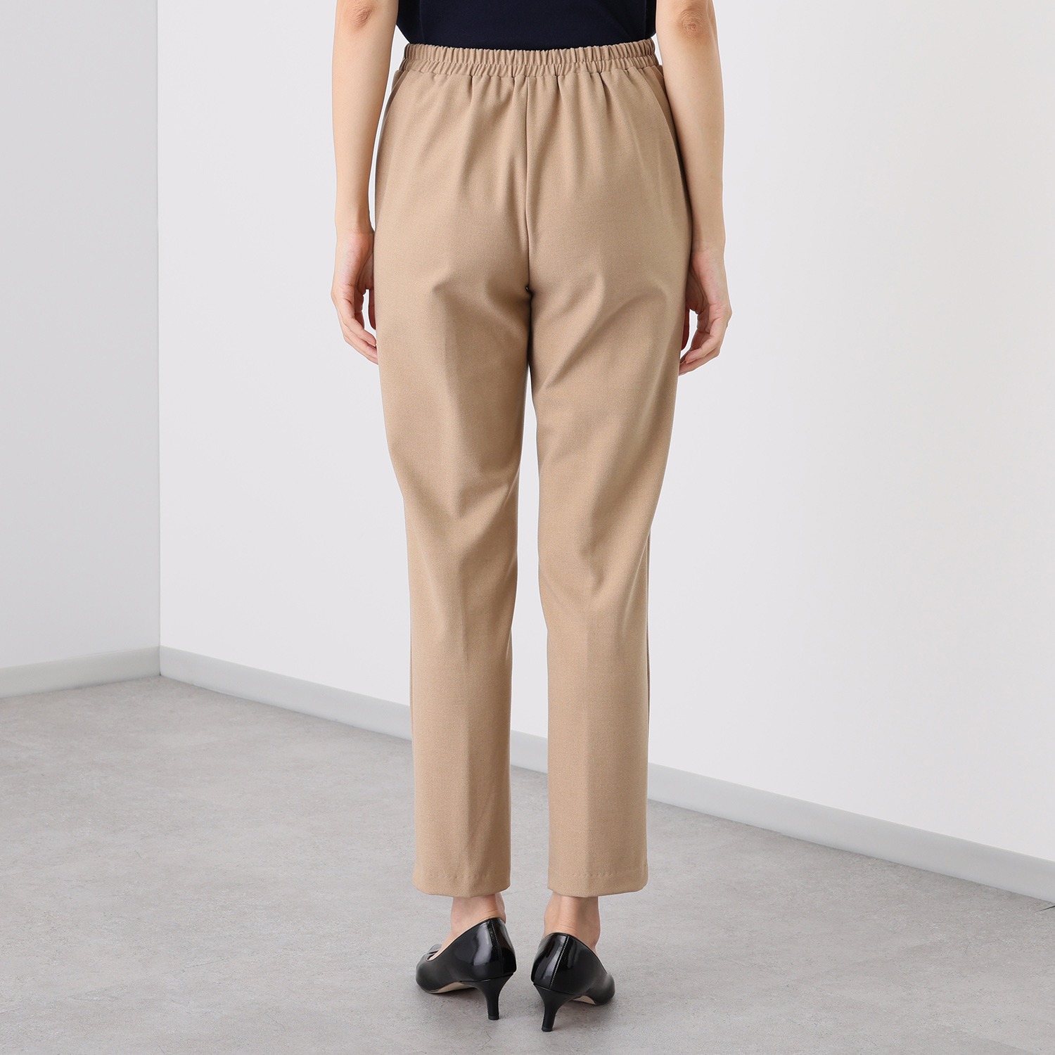 ＴＡＫＵＭＩＢＡ 吸湿発熱 ウーリッチウォーム スタイリッシュ テーパードパンツ