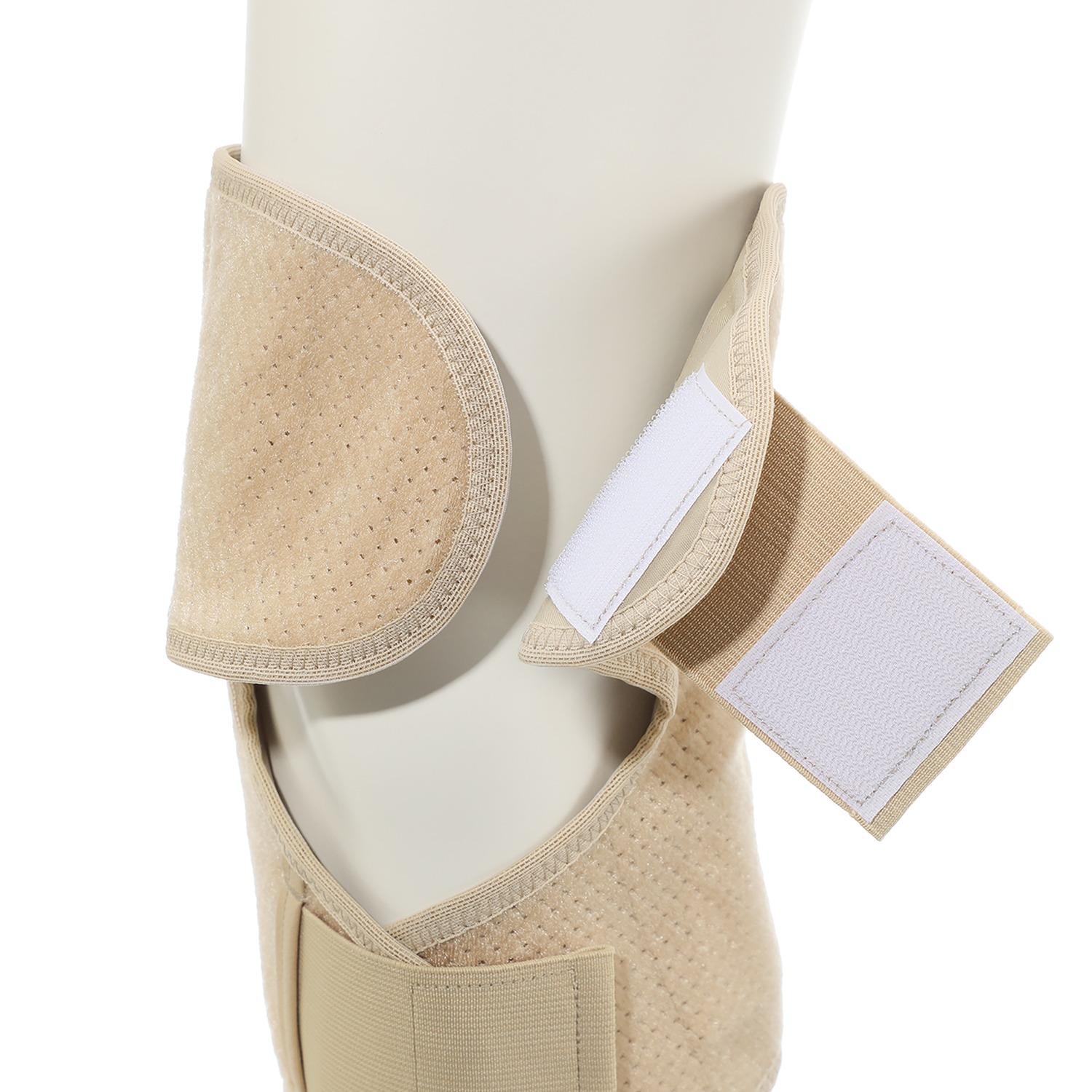 ノーブル ベルトでギュッ！ ひざｎａｏｓｓサポーター